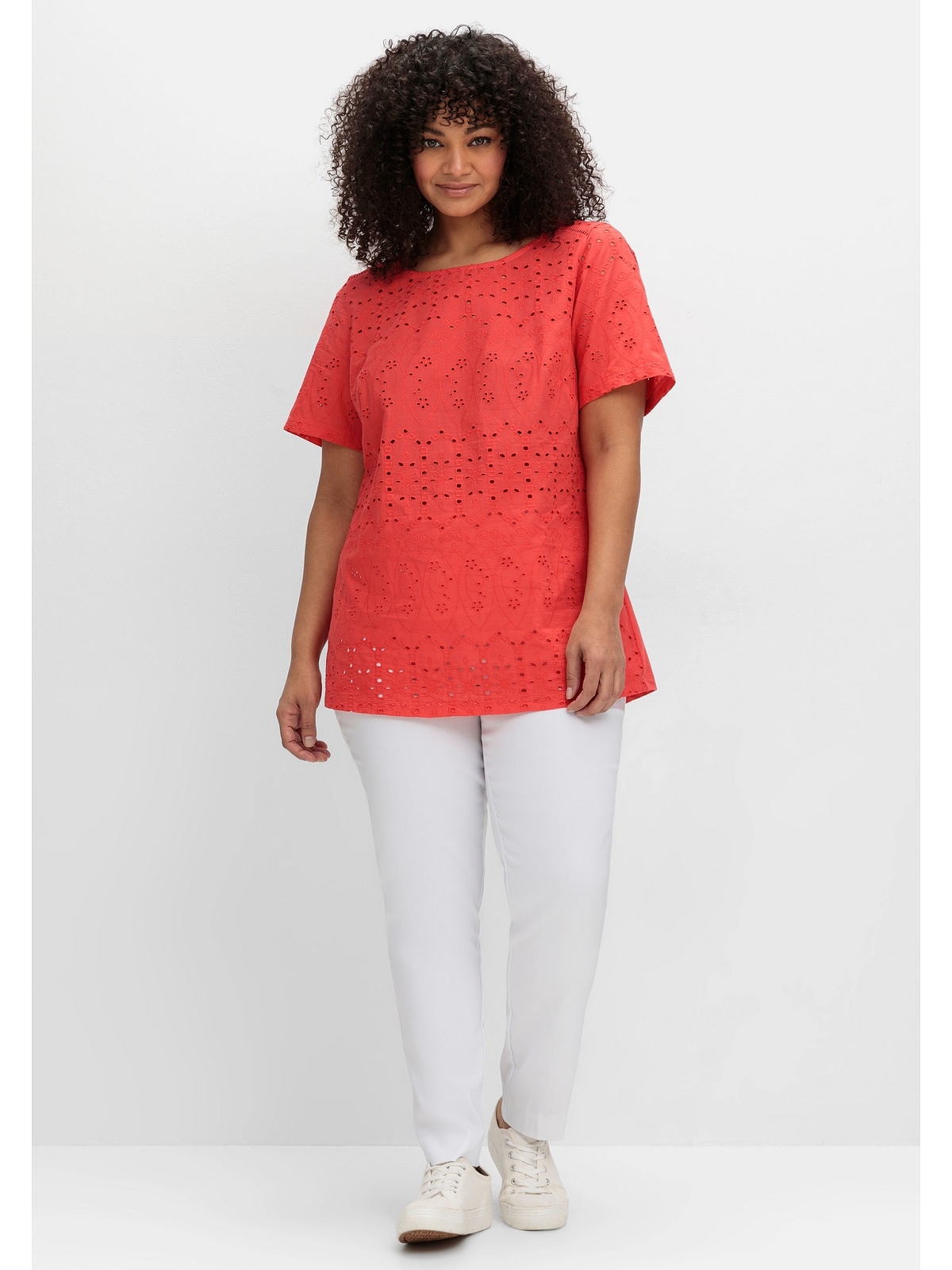 sheego by Joe Browns T-Shirt »Große Größen«, im Materialmix, mit Lochstickereien