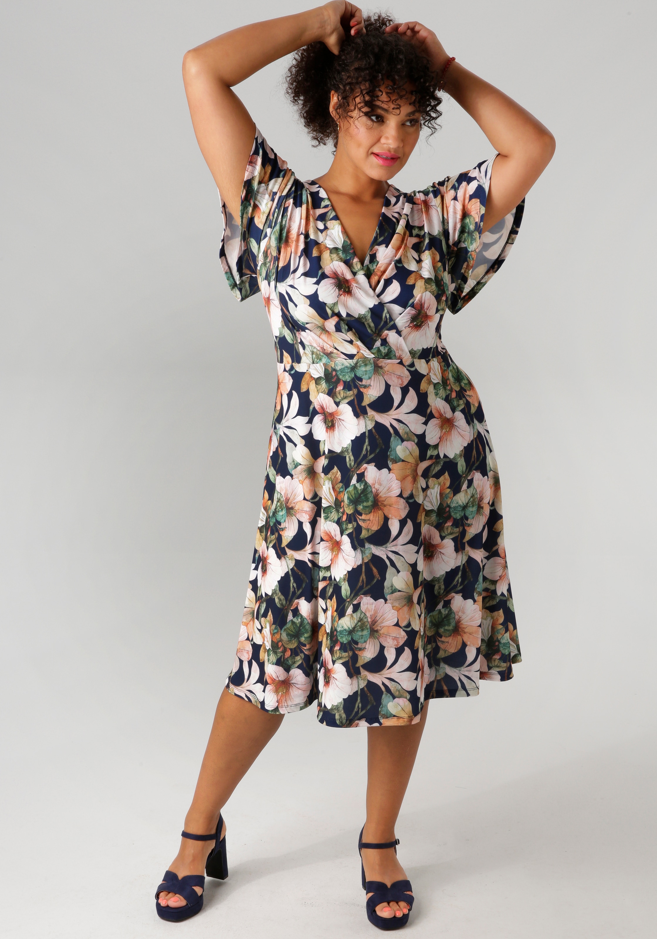 Aniston PLUS Jerseykleid, mit V-Ausschnitt in Wickeloptik - NEUE KOLLEKTION