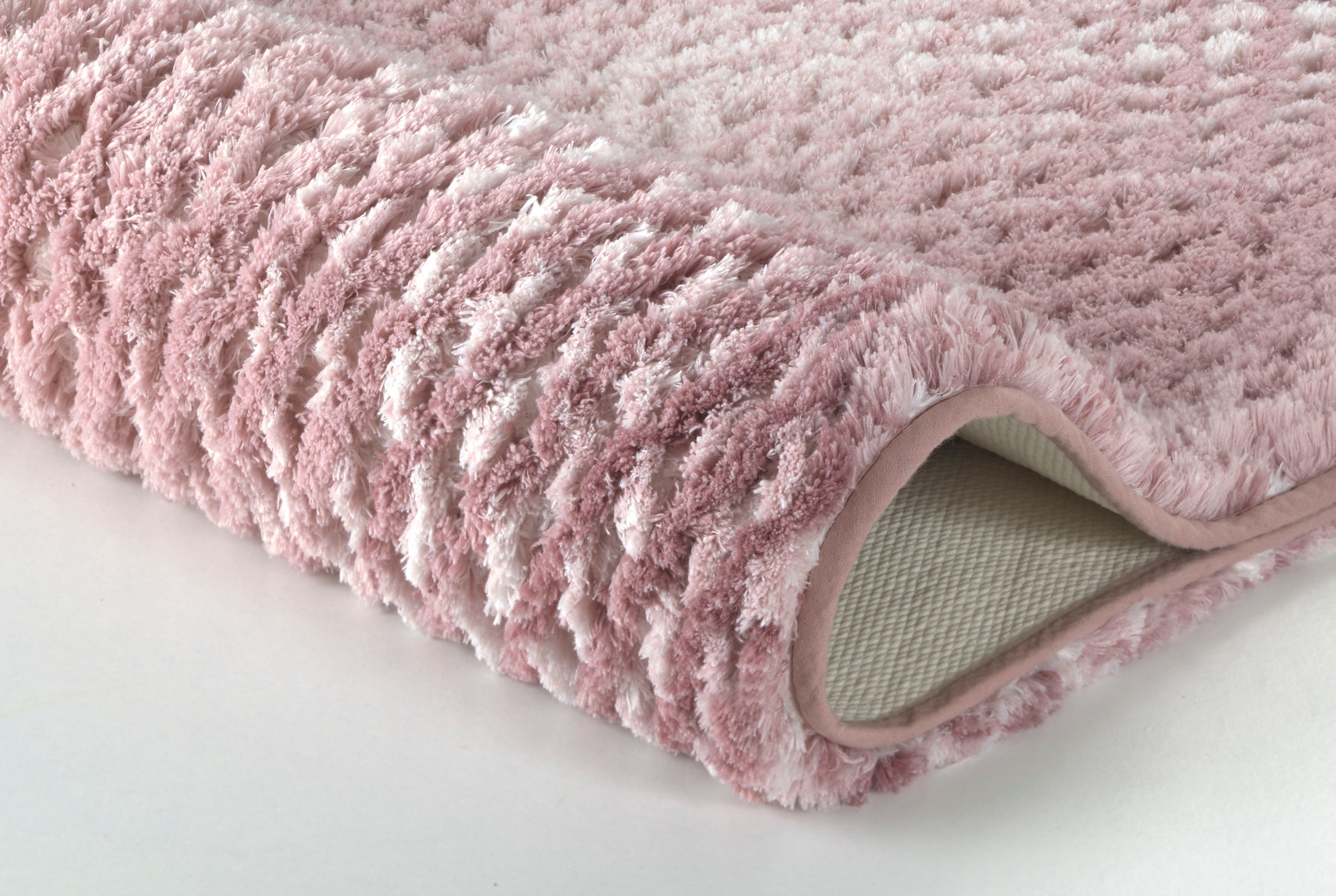 Kleine Wolke Badematte »Cory«, rutschhemmend beschichtet, fußbodenheizungsgeeignet, Badteppich, modischer Farbverlauf, Hoch-Tief Effekt, waschbar