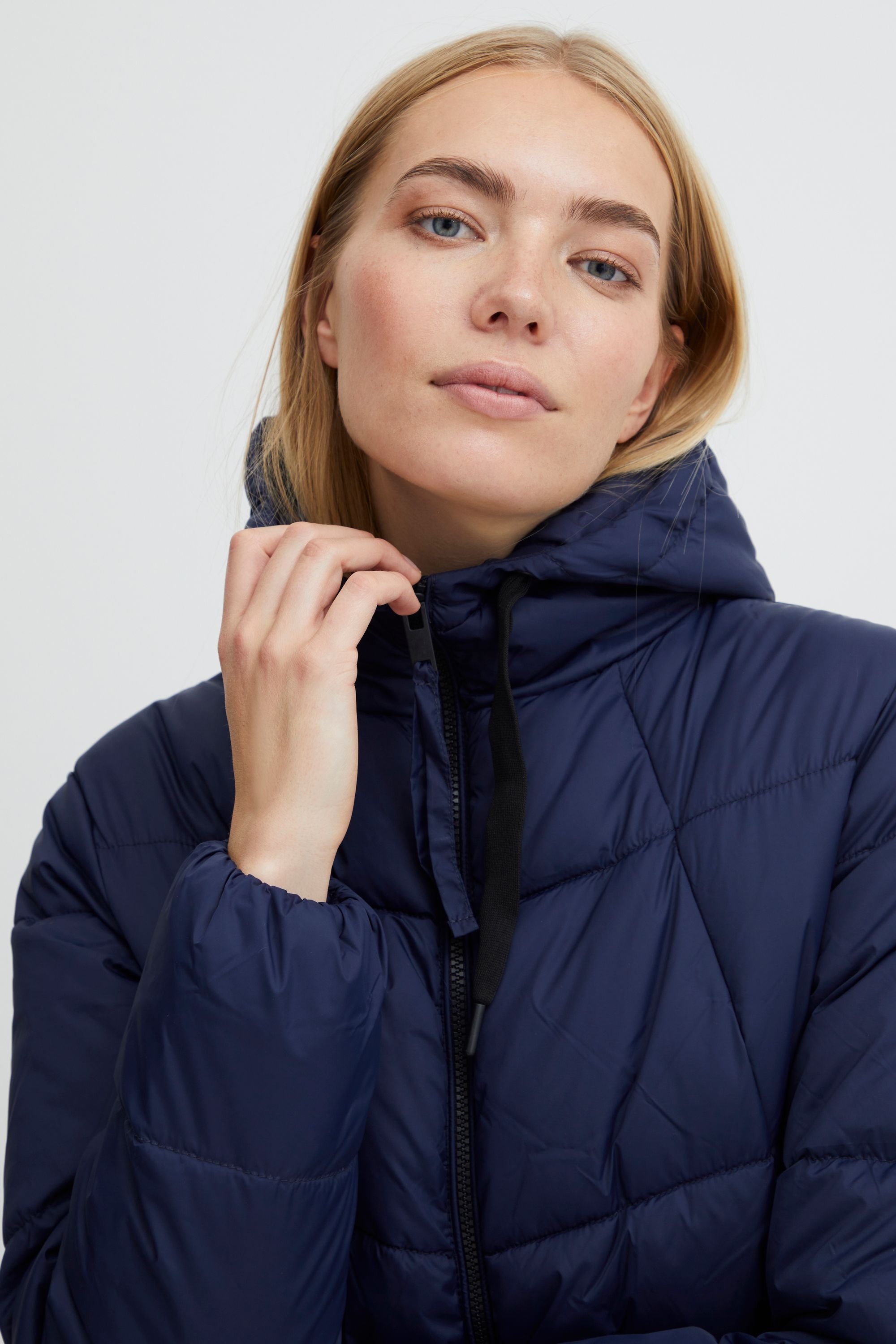 b.young Steppjacke »Steppjacke BYBomina«, mit Kapuze