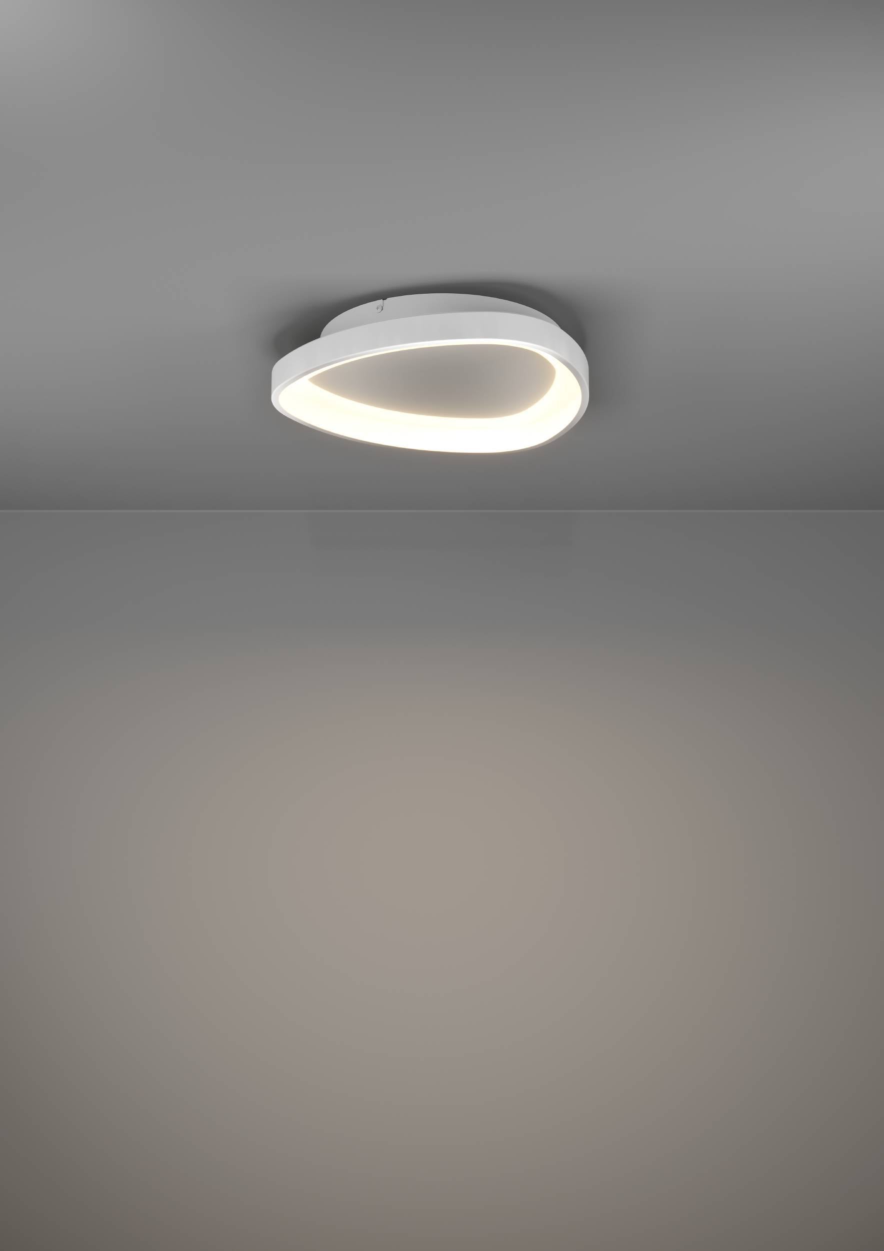 EGLO Deckenleuchte »Lortello Deckenlampe, dreieckige Bürolampe, Metall und Kunststoff« LED-Modul 1 Stk. Kaltweiß | Neutralweiß | Warmweiß Wand-/Deckenleuchte - H7,5 x Ø35 cm - weiß - 12W inkl.
