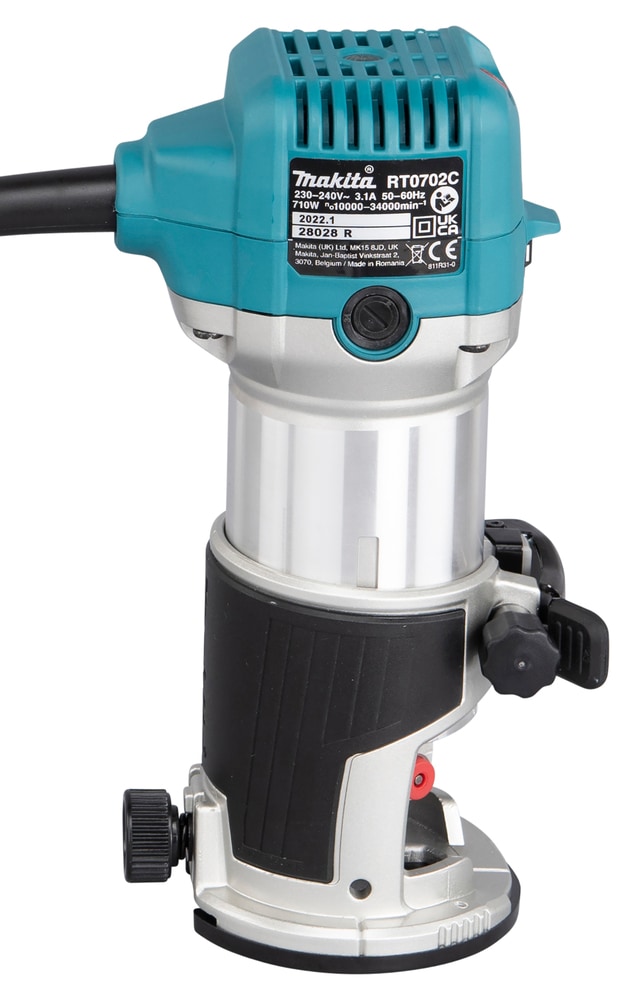 Makita Fräse »Multifunktionsfräse »RT0702CX2J« im Makita Makpac Koffer Gr.4«, (vielseitig einsetzbare Multifunktionsfräse), 710 W, 6/8 mm, Leerlaufdrehzahl; 10000 - 34000 min⁻¹