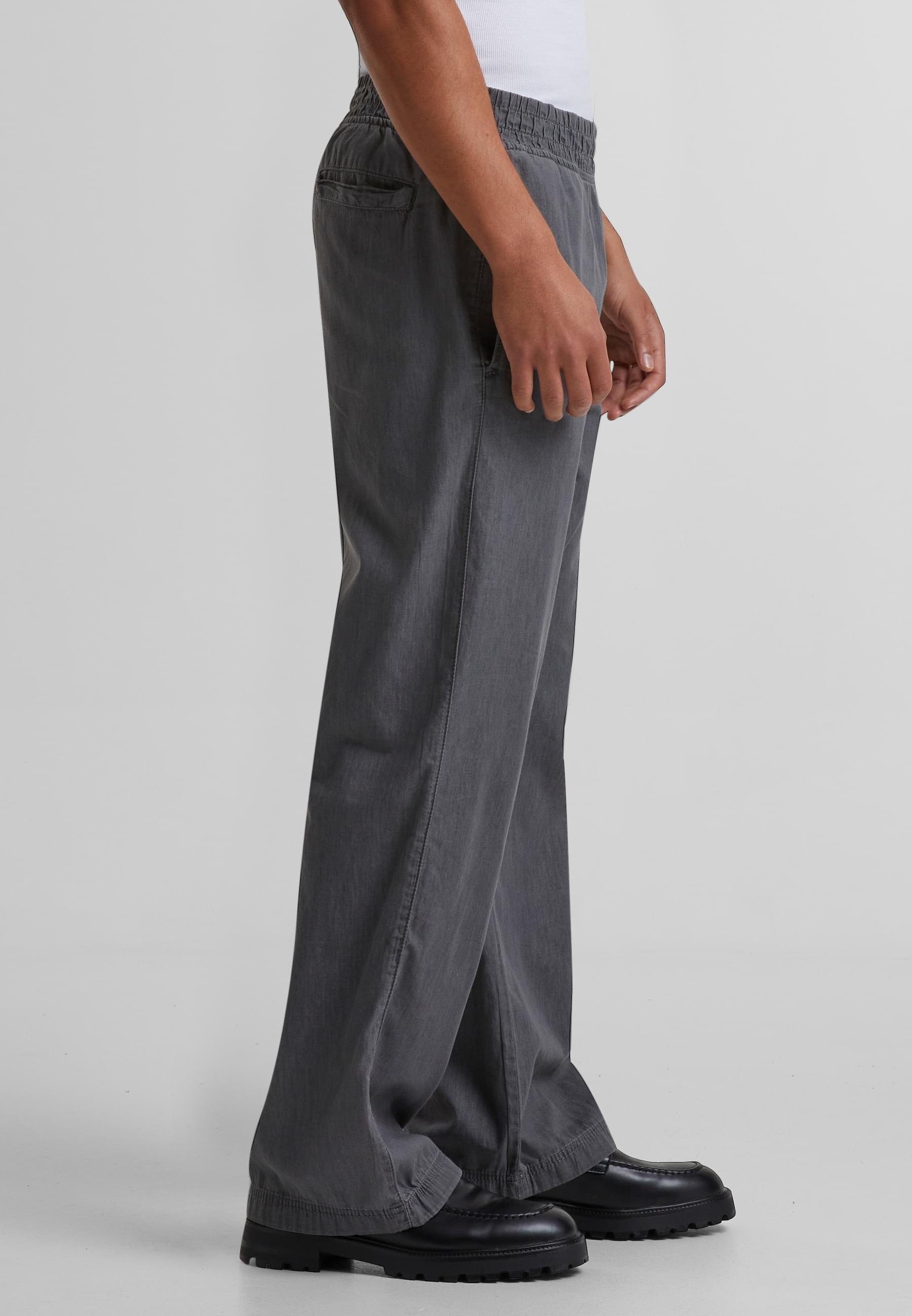 URBAN CLASSICS Bequeme Jeans »Urban Classics Herren Oversized Lightweight Denim Pants«