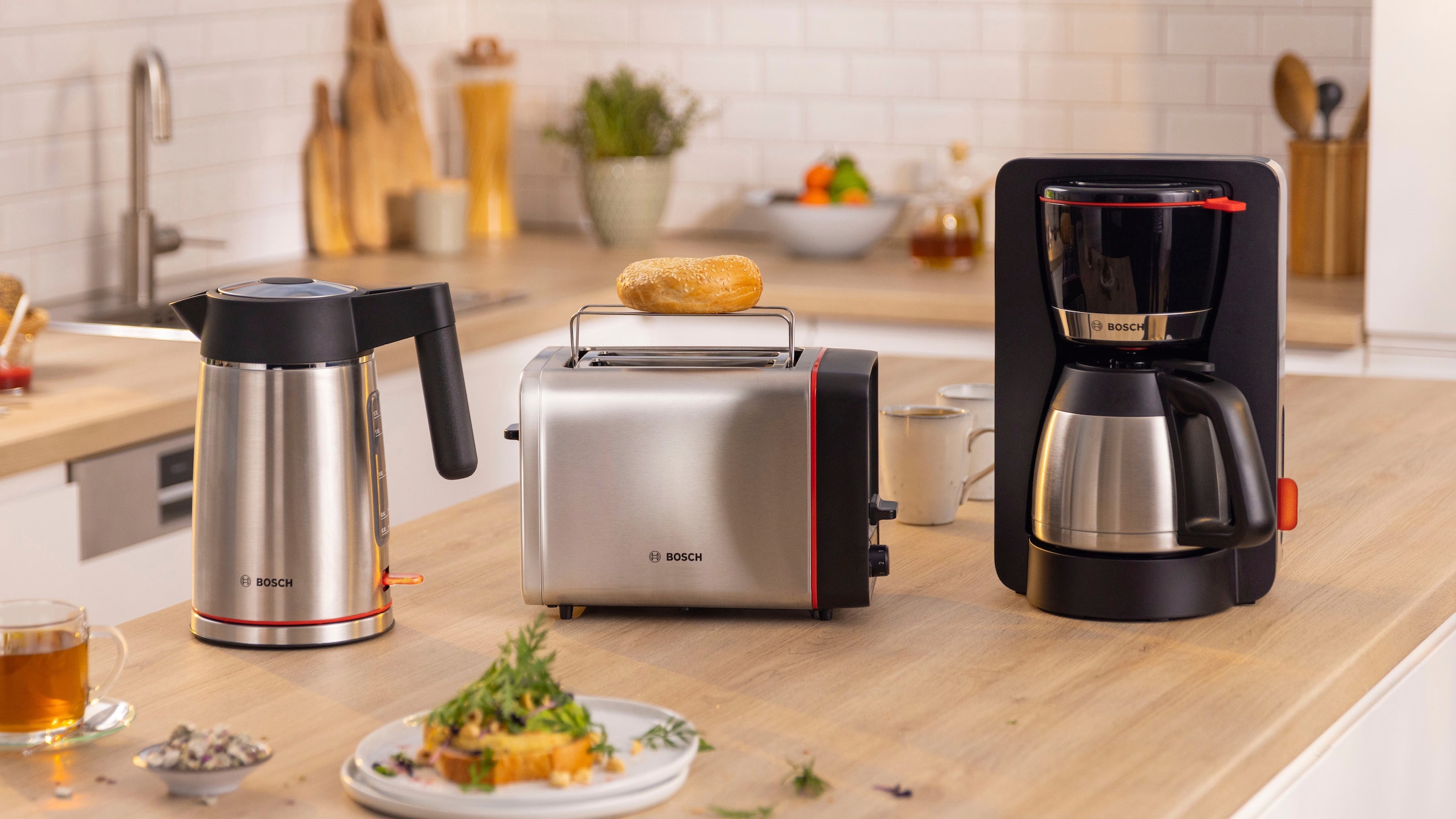 BOSCH Toaster »MyMoment TAT6M420«, 2 Schlitze, für 2 Scheiben, 970 W, integr. Brötchenaufsatz, Auftau-/Aufwärmfunktion, Brotzentrierung