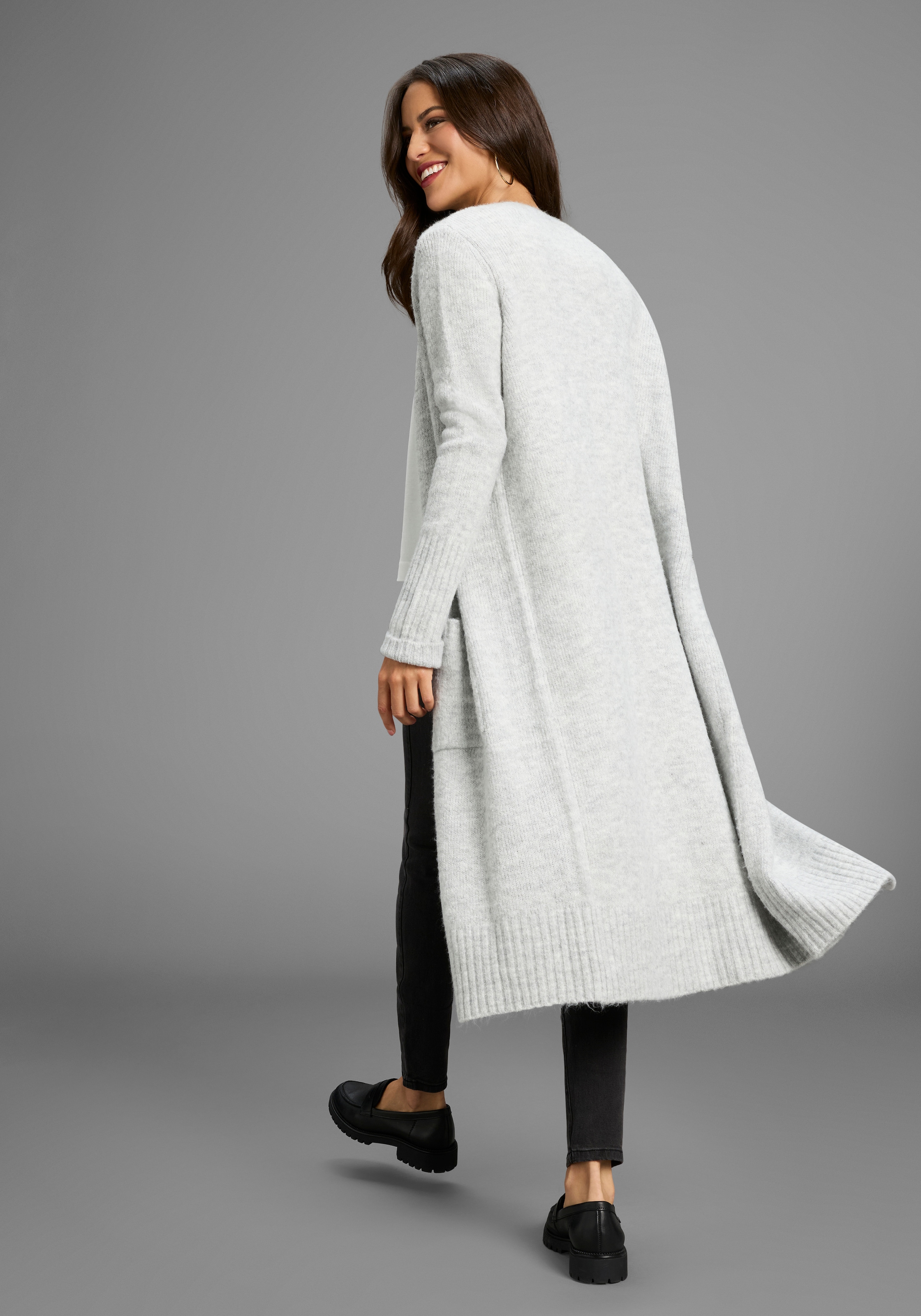 Laura Scott Strickjacke mit lässigem Schnitt und Taschen