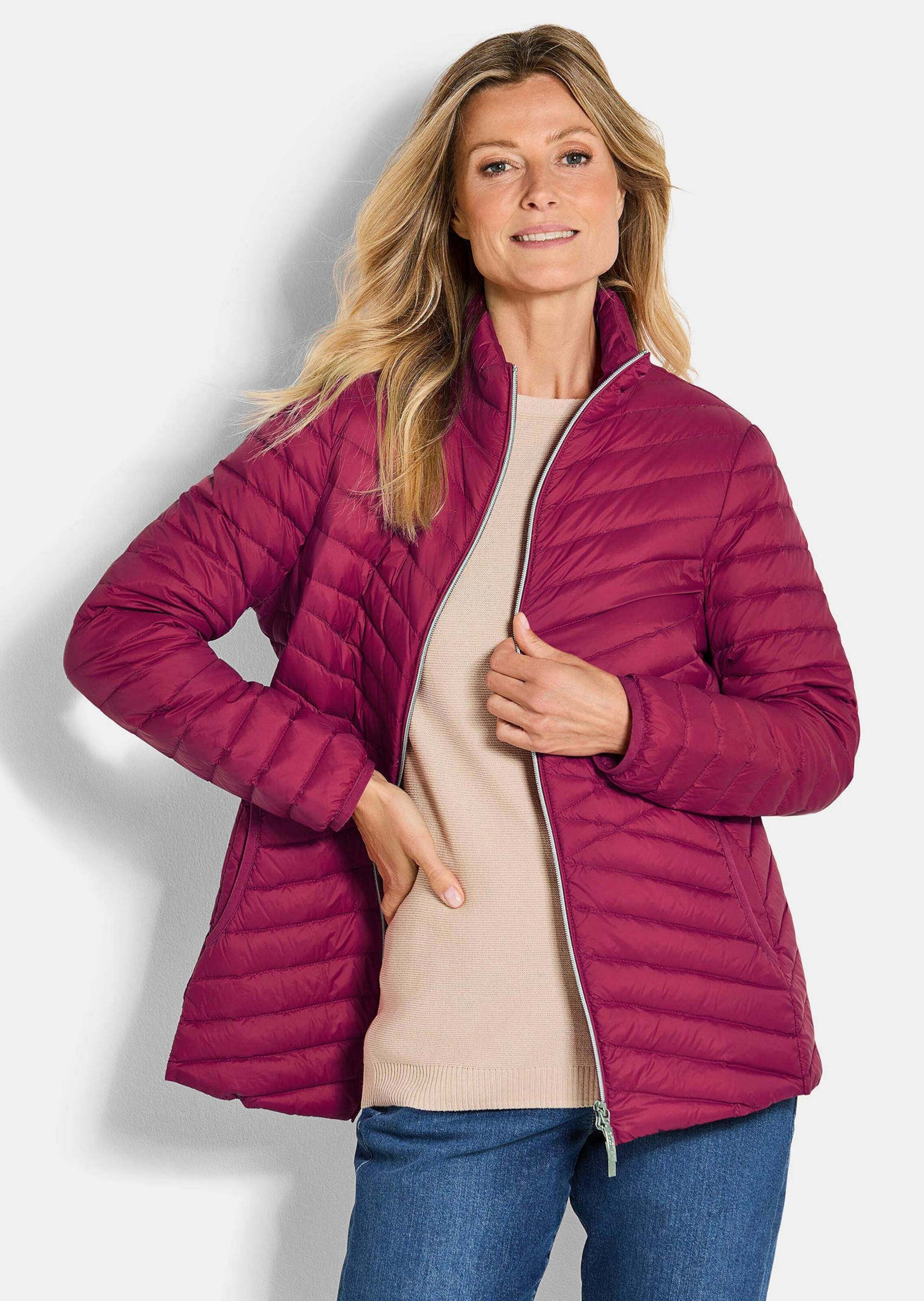 Steppjacke GOLDNER "Kurzgröße Herbstjacke mit Daunen, Stehkragen", Damen, Gr. 20, rot (bordeaux), Obermaterial: 100% Polyamid PA., Modisch, Jacken Steppjacke, 2-Wege RV 3