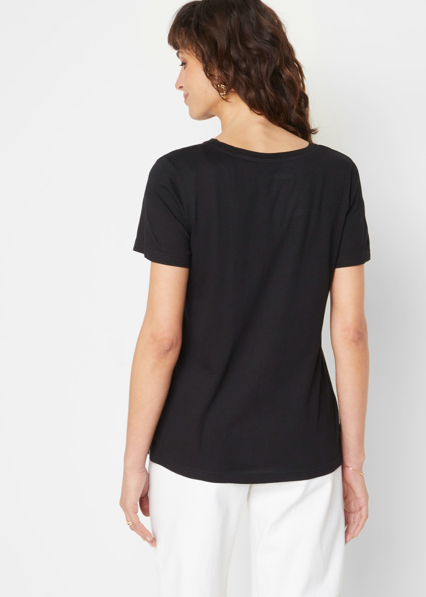 bonprix T-Shirt aus Baumwolle, mit floralem Druck, Kurzarm-Design
