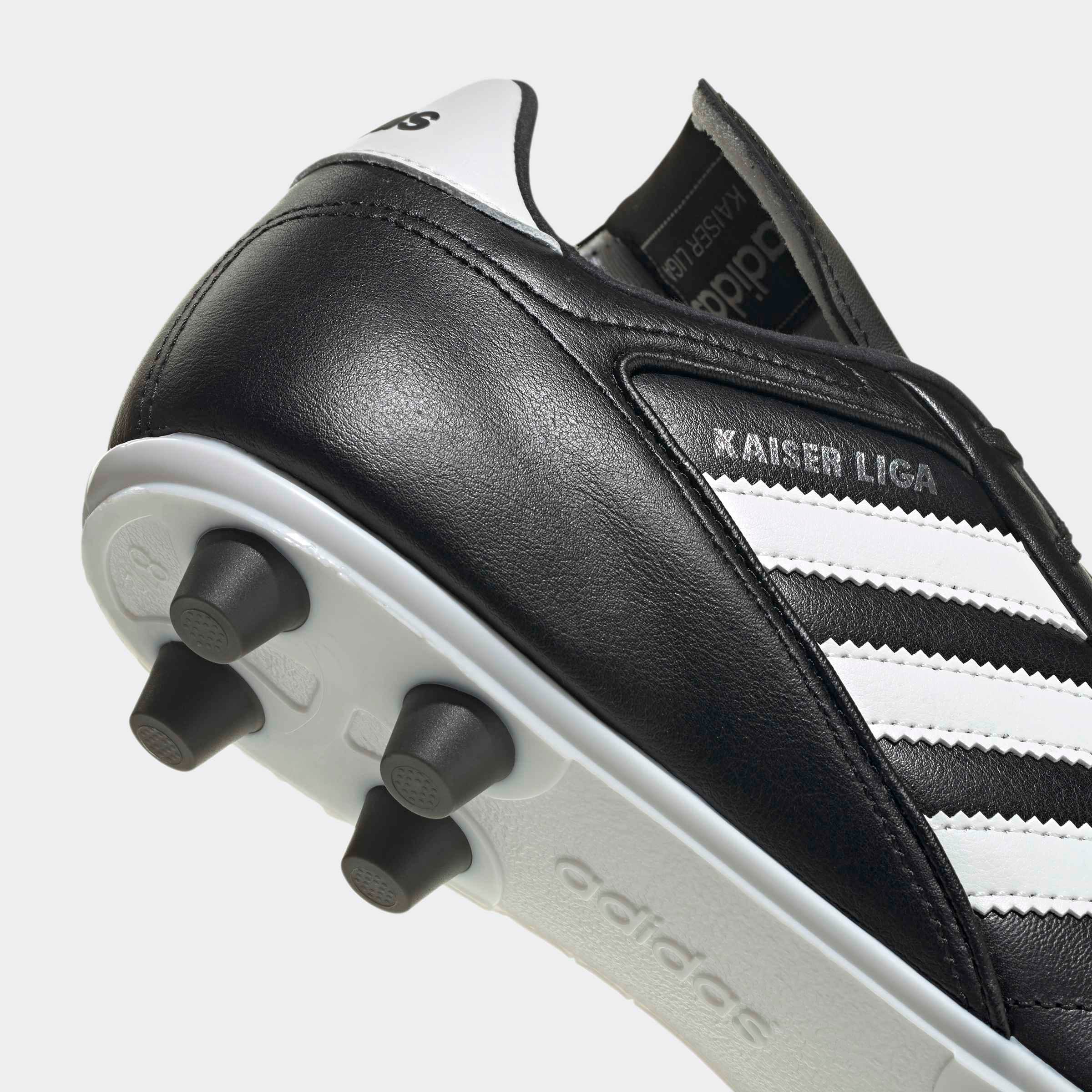 adidas Performance Fußballschuh »KAISER LIGA 2 FIRM GROUND«  Außensohle für feste Böden