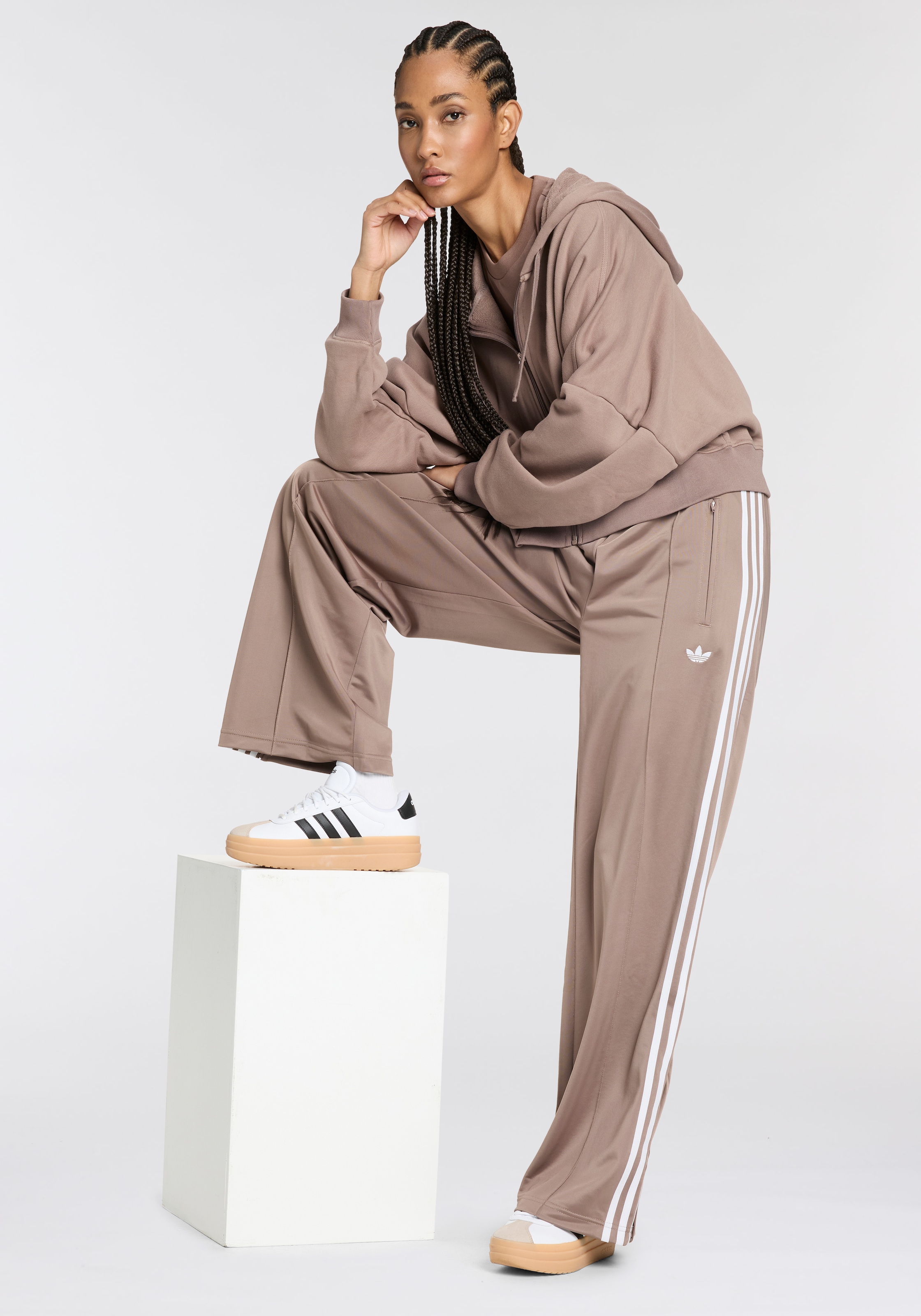 adidas Originals Sporthose »FIREBIRD TP«, (1 tlg.)