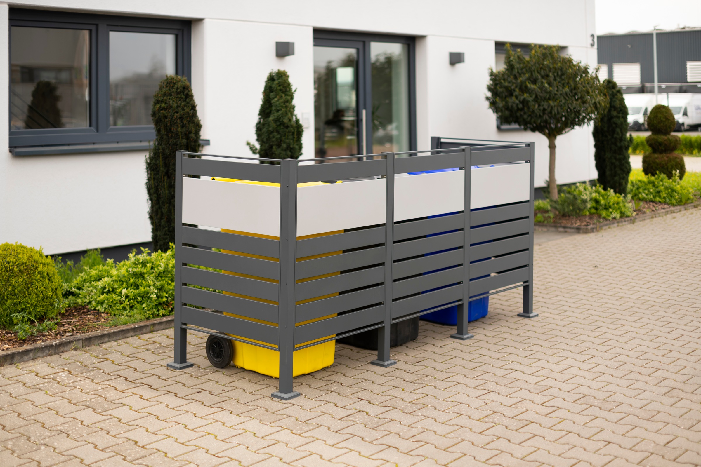 WESTMANN Mülltonnenbox »Planum«, Platz für 3 Mülltonnen á 240 l