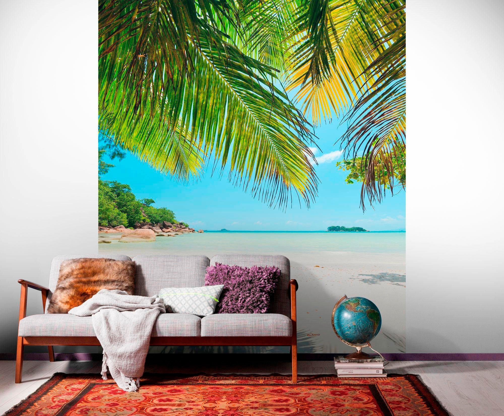 Komar Vliestapete »Digitaldruck Vlies - Under The Palmtree - Größe 200 x 250 cm«, bedruckt, Wohnzimmer, Schlafzimmer