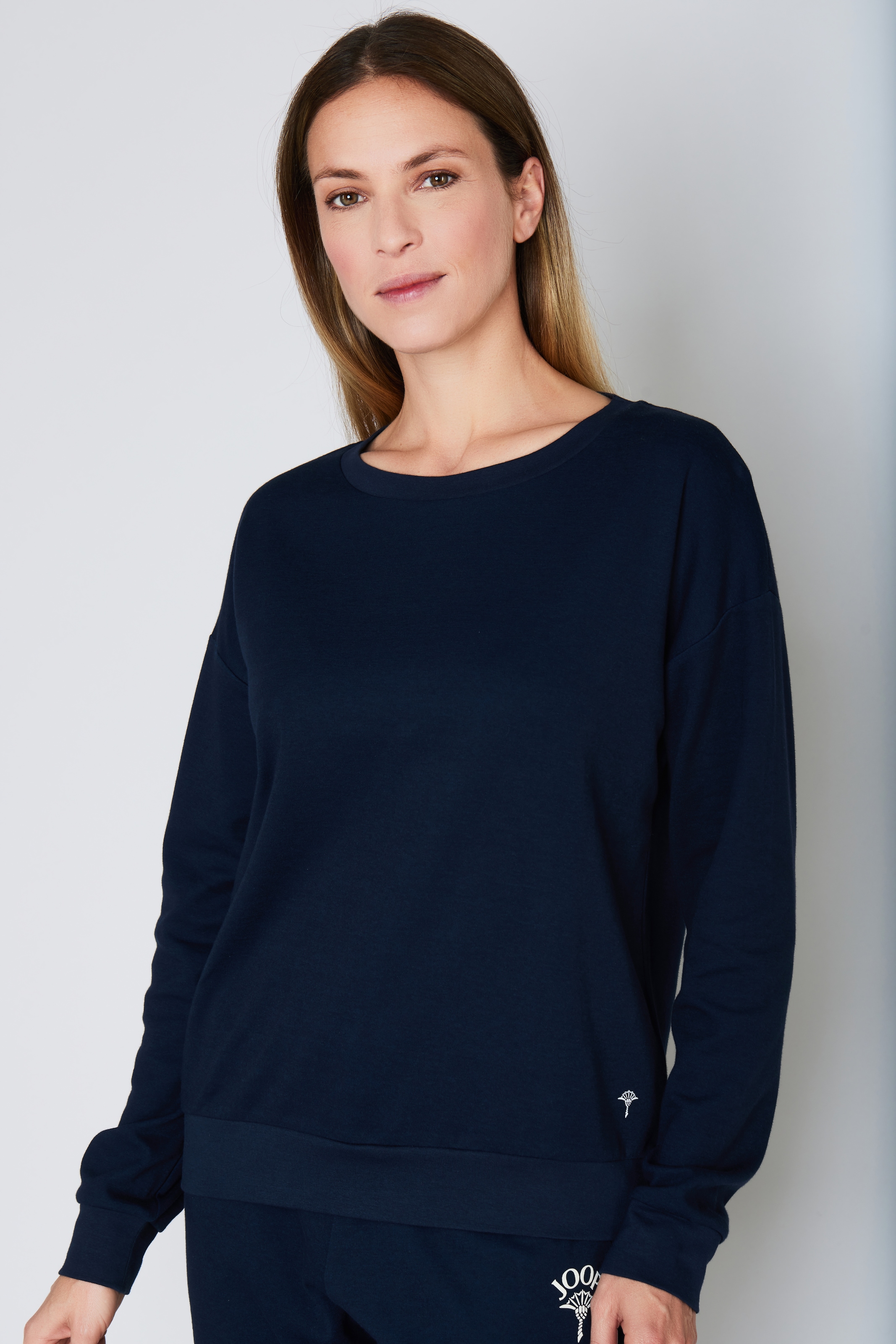 JOOP Sweatshirt "Comfort" mit plakativem Logodruck auf der Rückseite günstig online kaufen