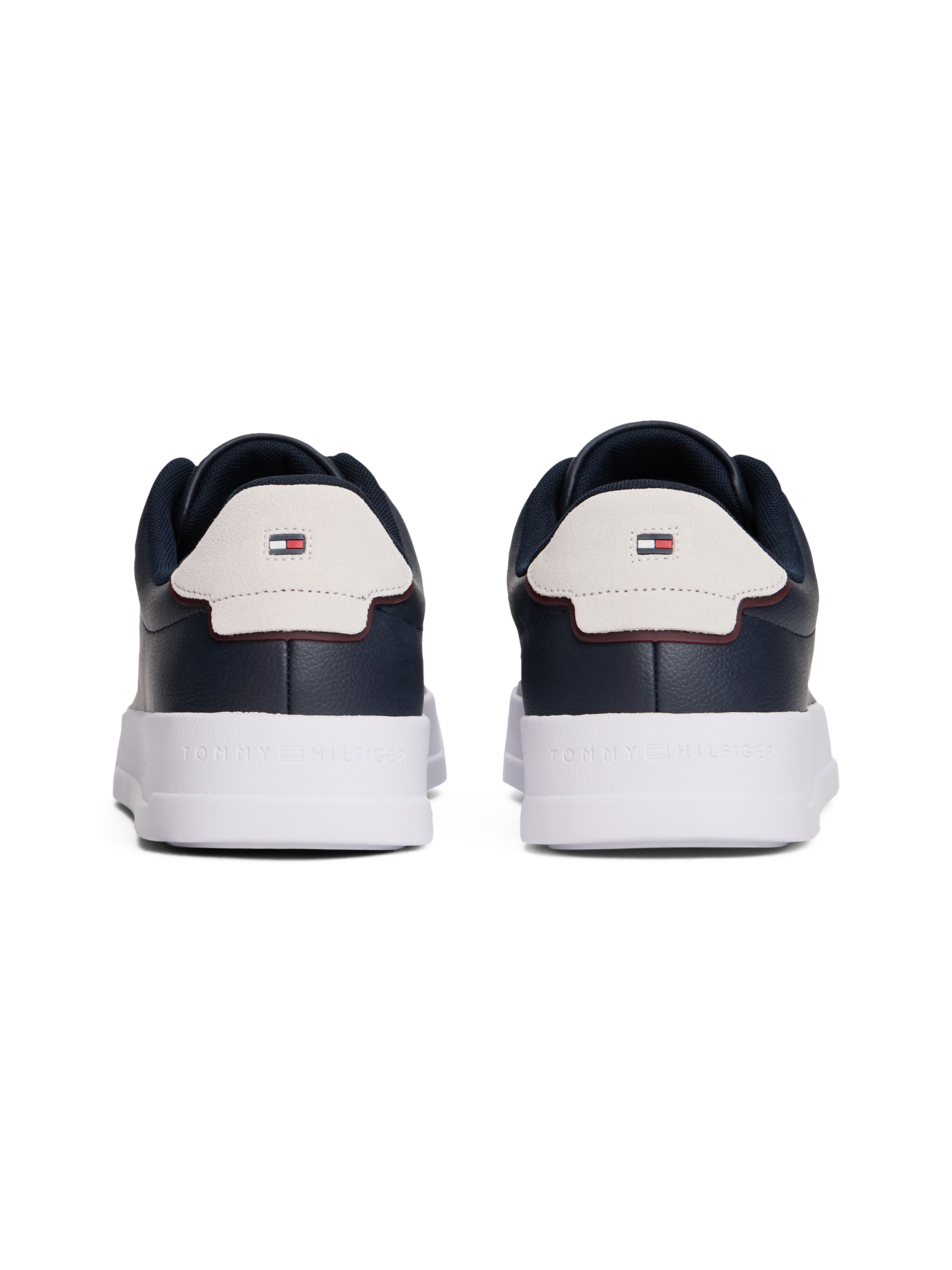 Tommy Hilfiger Sneaker »TH COURT LTH DETAIL ESS«, Freizeitschuh, Halbschuh, Schnürschuh mit seitlichem Logoschriftzug