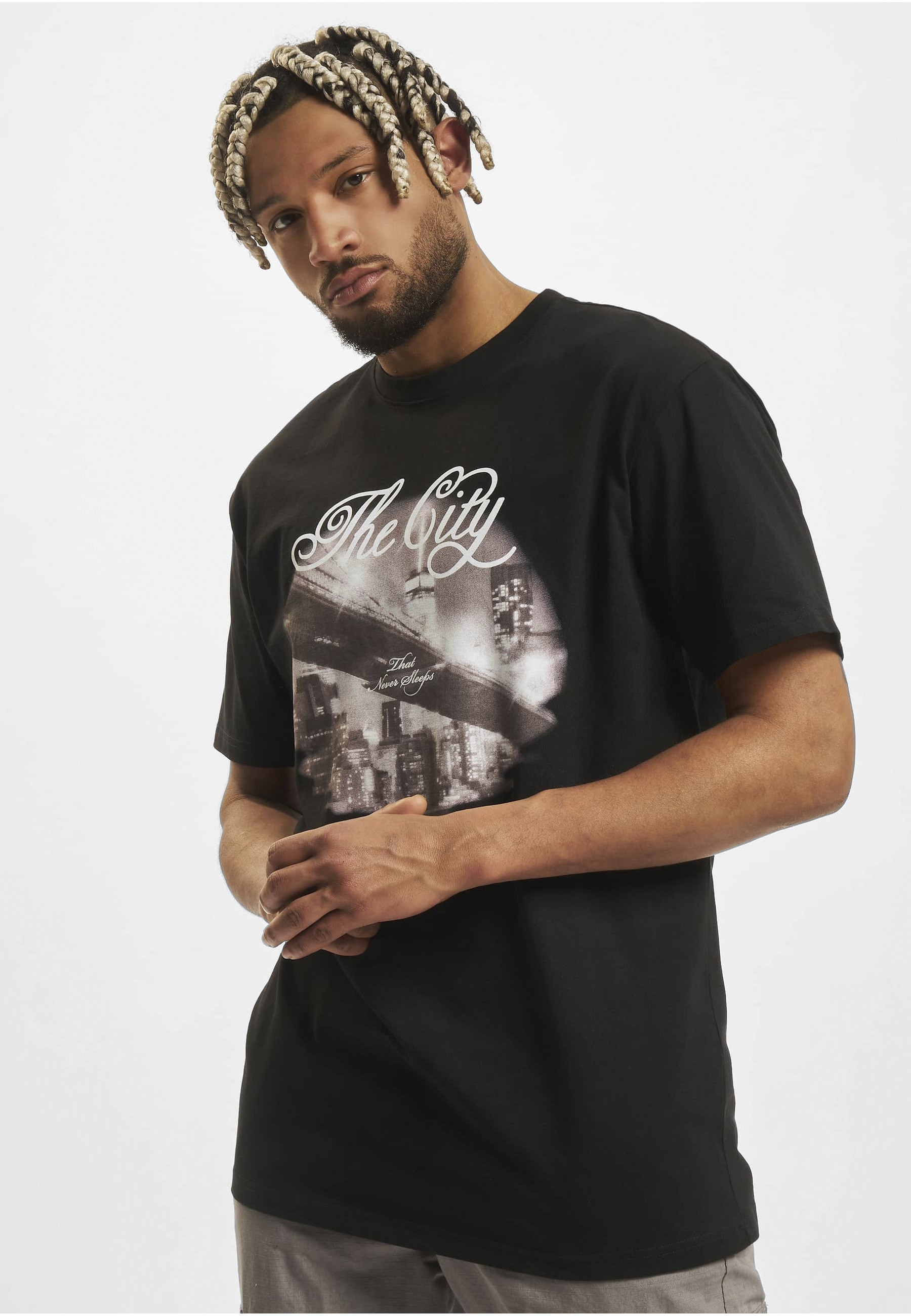 Upscale by Mister Tee Kurzarmshirt »Upscale by Mister Tee Herren The City Oversize Tee« 1 Stk.