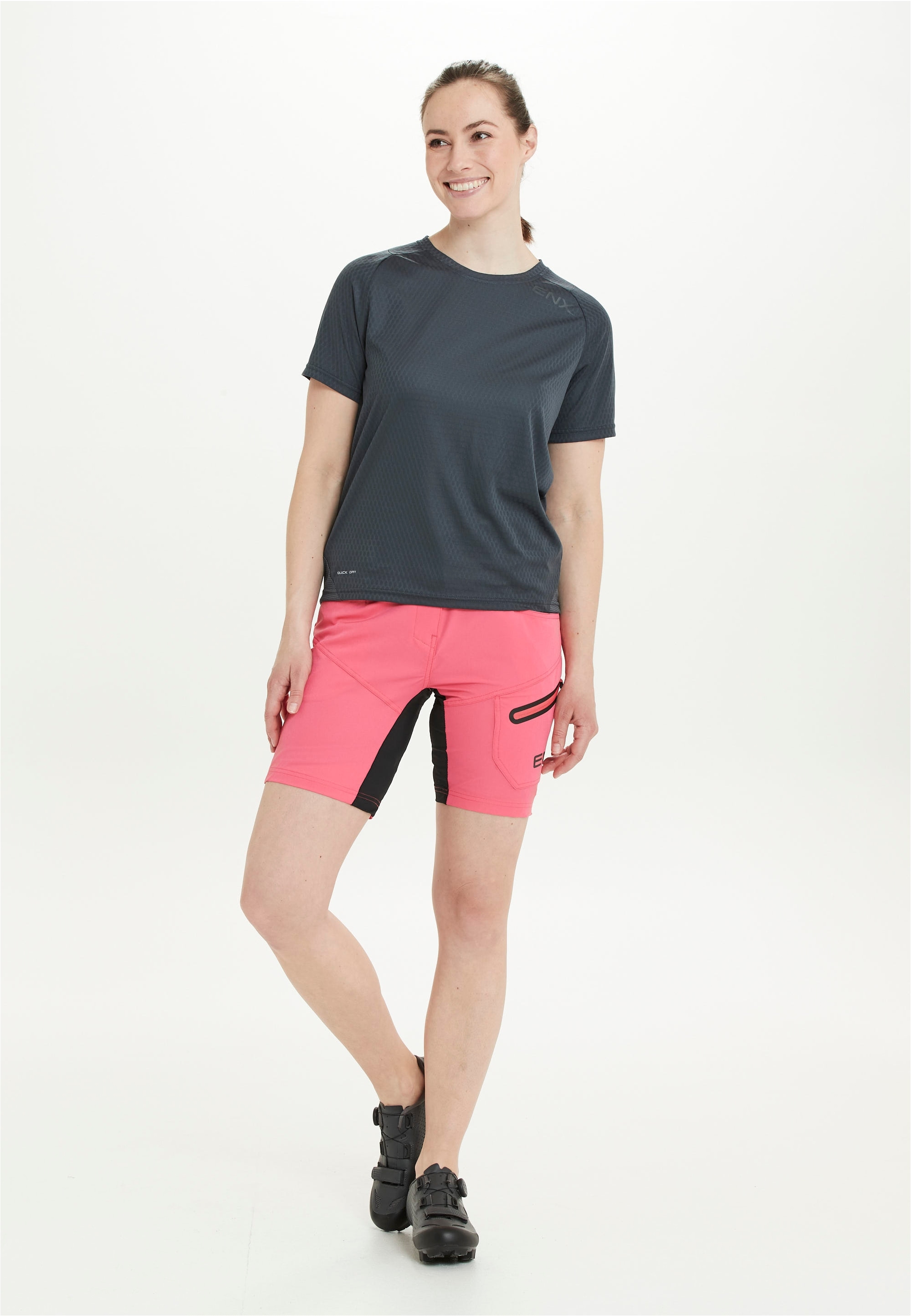 ENDURANCE Radhose »Jamilla W 2 in 1 Shorts«, mit herausnehmbarer Innen-Tights