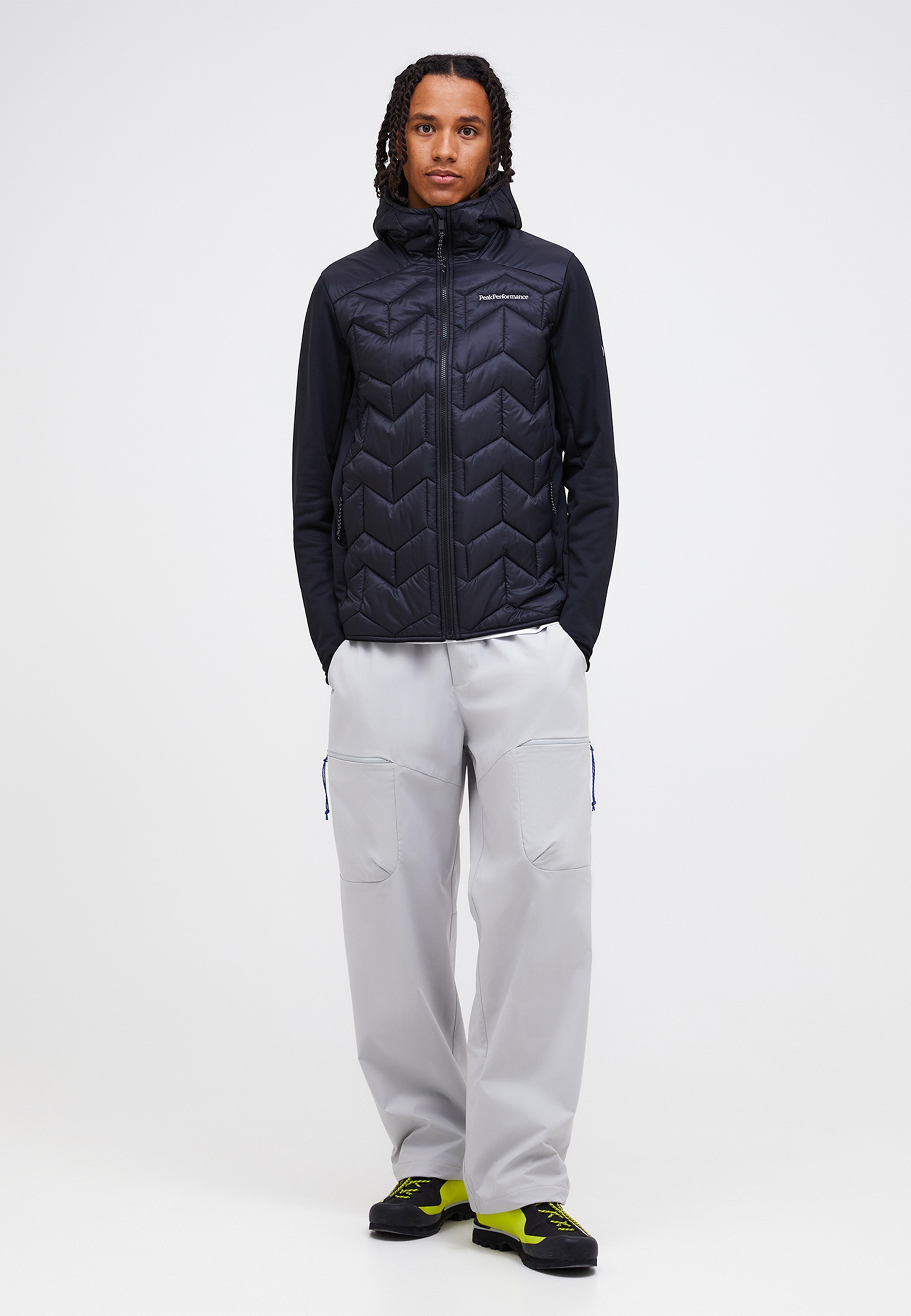 Peak Performance Funktionsjacke »M Elevate Insulated Hybrid Hood Jacket« mit sportivem Design