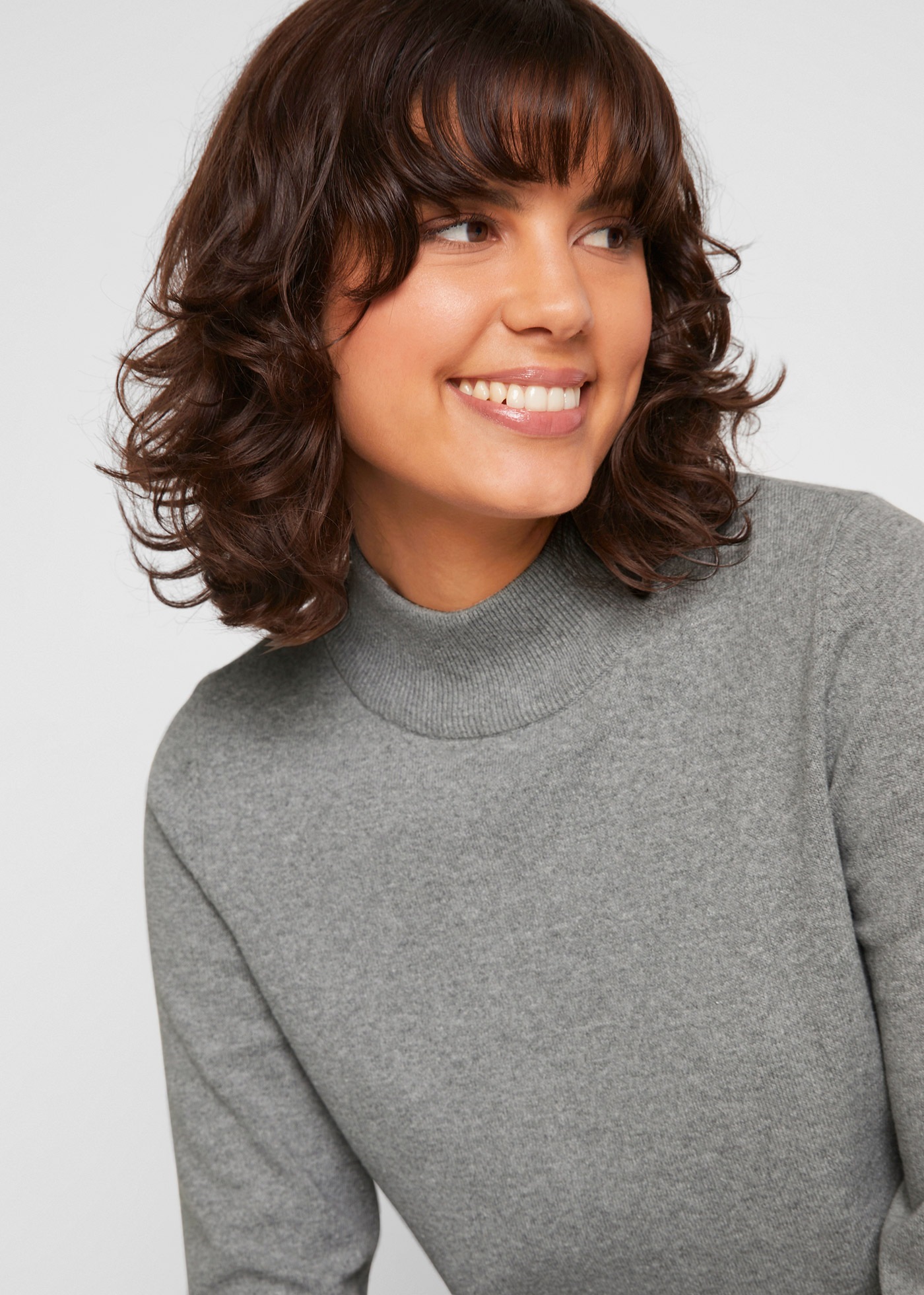 bonprix Strickpullover aus Strickmaterial, atmungsaktiv, pflegeleicht, mit Stehkragen