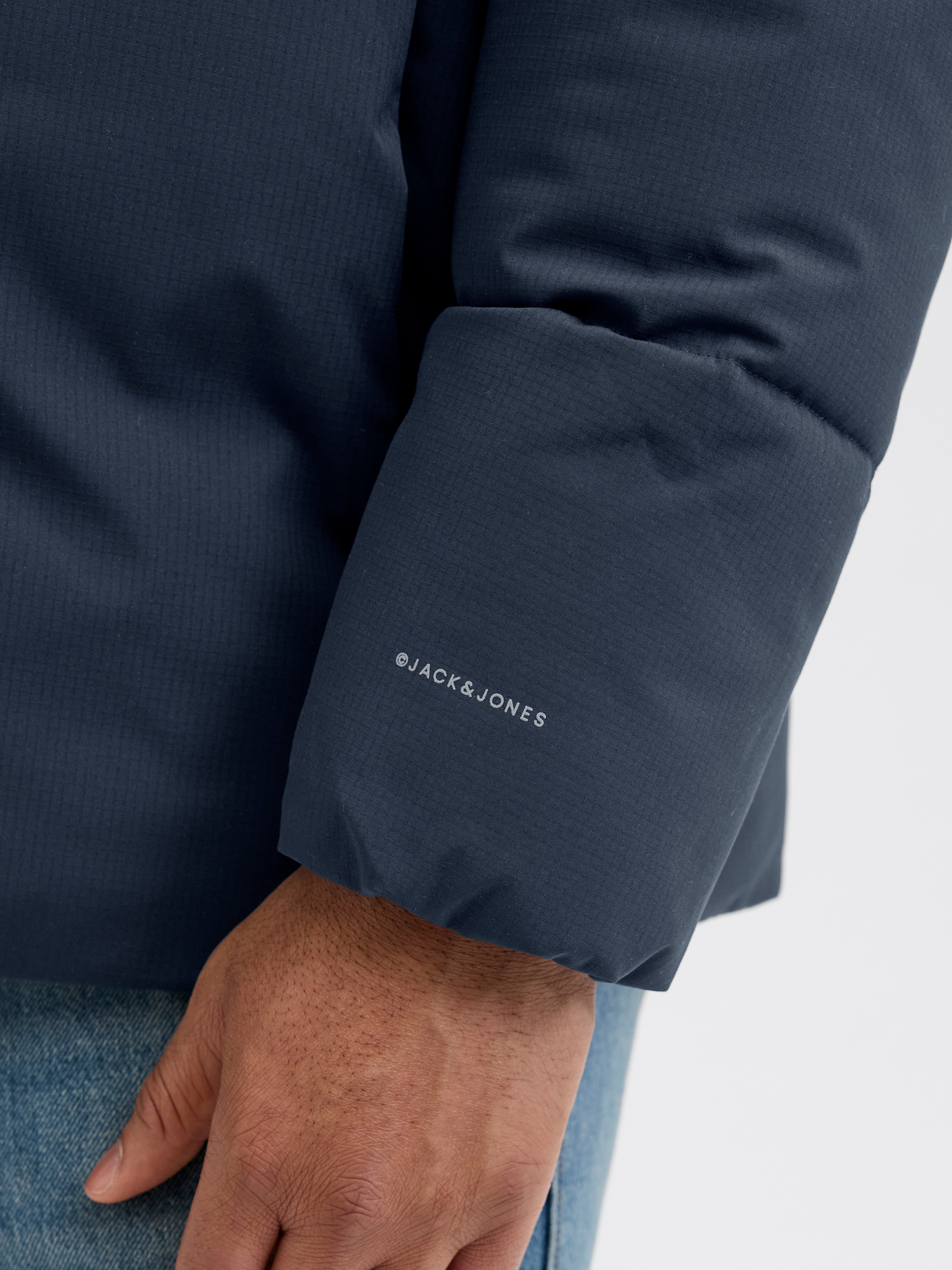 Thumbnail - Jack & Jones PlusSize Steppjacke "JJGLOBAL PUFFER JACKET PLS" mit Kapuze