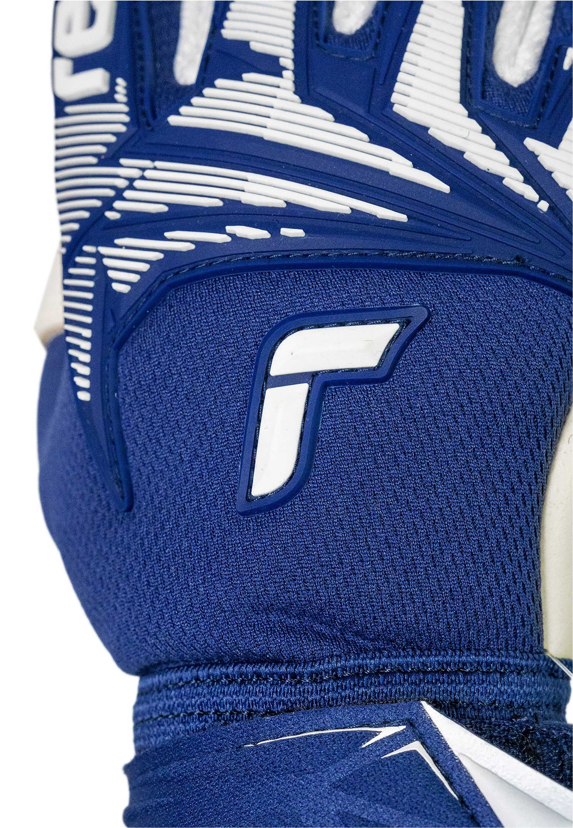 Reusch Torwarthandschuhe »Attrakt Freegel Gold X Finger Support Junior« mit integriertem Fingersupport-System