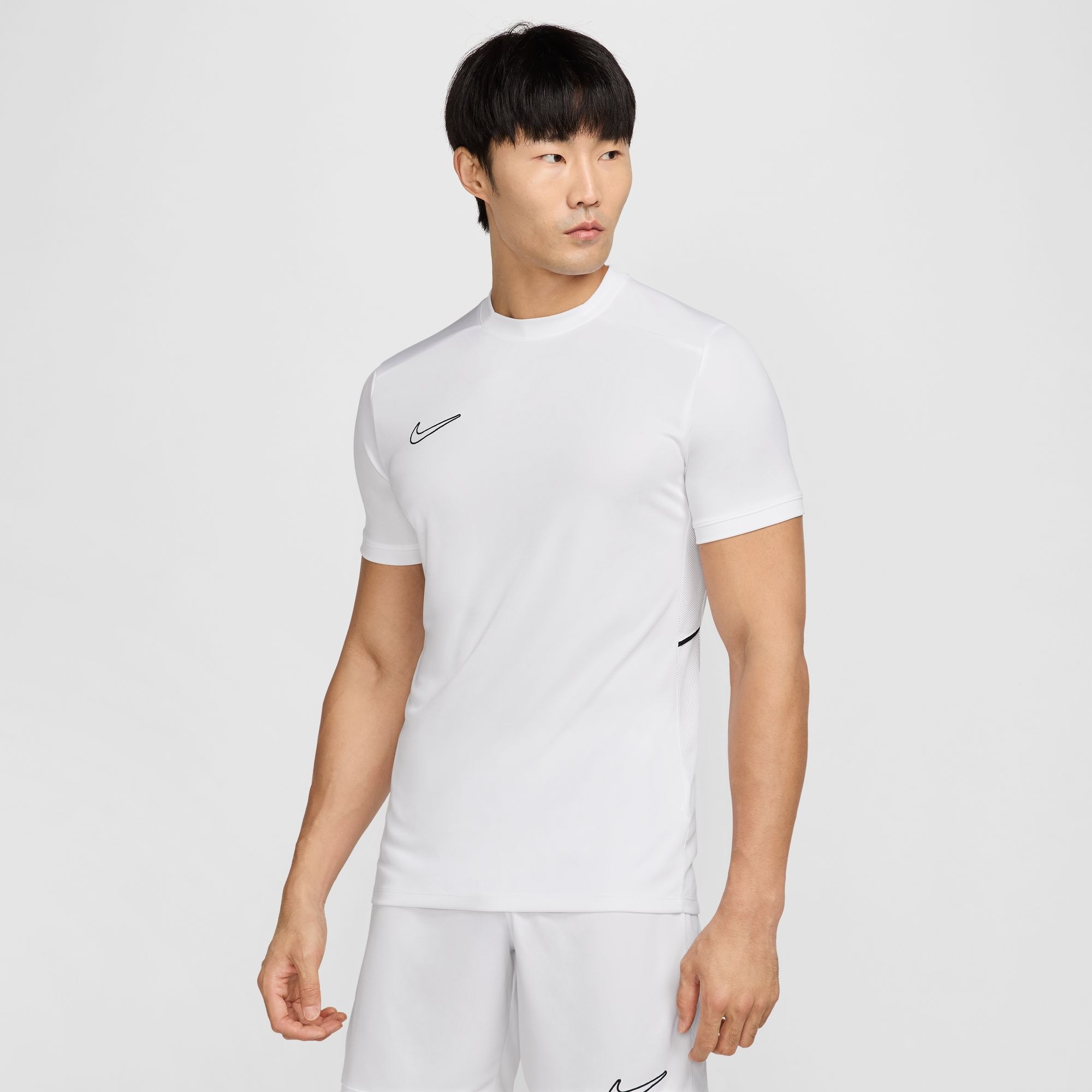 Nike Fußballtrikot »Nike Academy Men's Dri-FIT Short-Sleeve Soccer Top« für Training und Freizeit, mit seitlichen Mesh-Einsätzen, Kurzarm