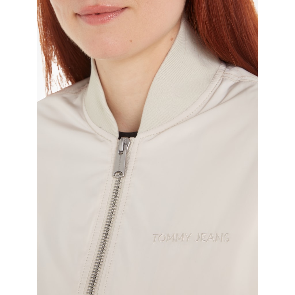 Tommy Jeans Bomberjacke »TJW CLASSICS BOMBER JACKET EXT«, mit Logostickerei