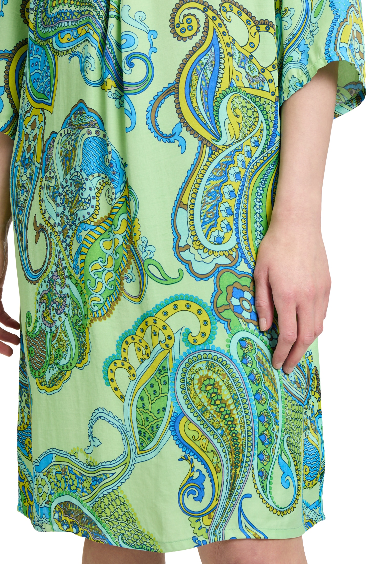 Betty Barclay Sommerkleid »Betty Barclay Sommerkleid mit V-Ausschnitt«, Form