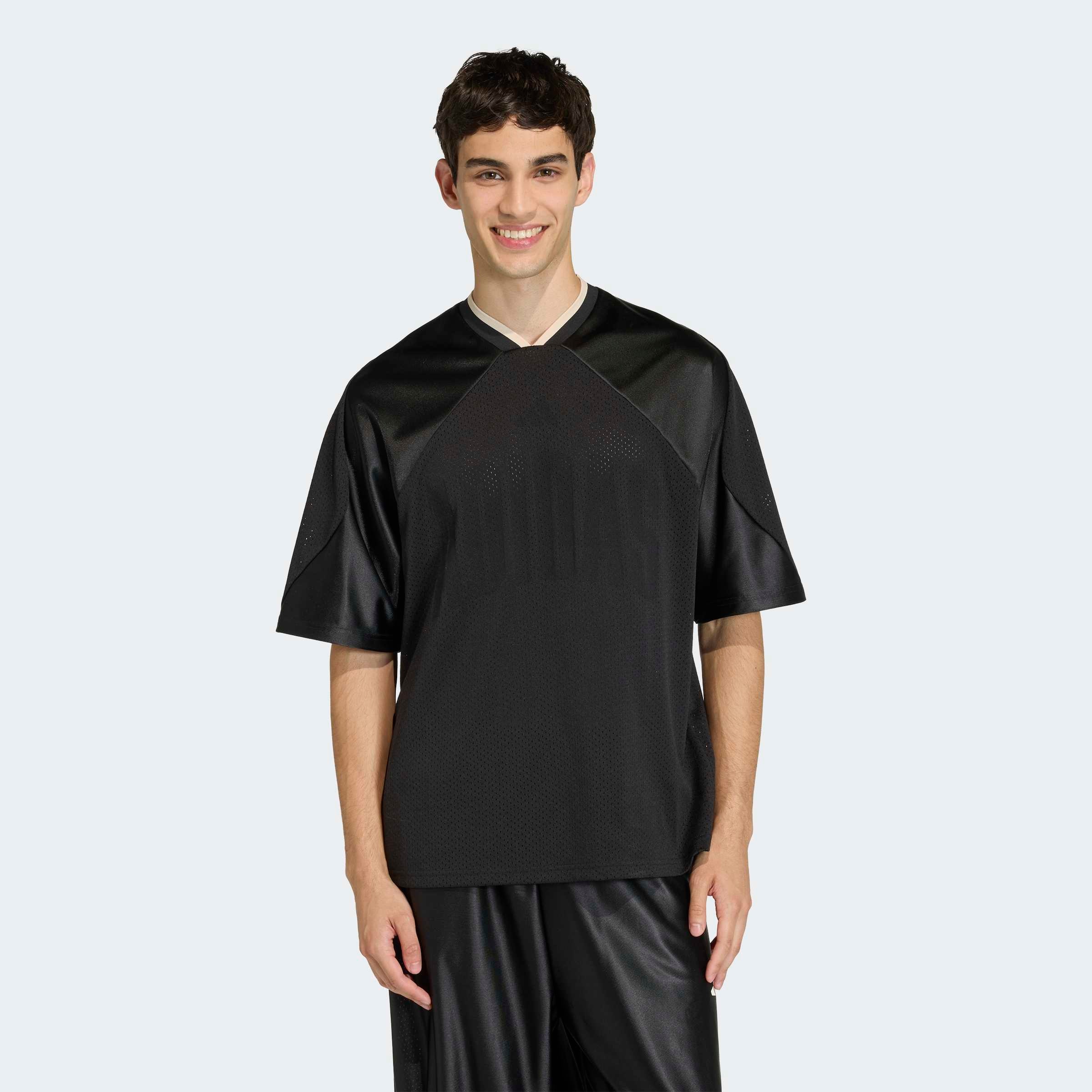 adidas Sportswear T-Shirt "STADIUM GRAPHIC MESH" lockerer Schnitt, mit V-Au günstig online kaufen