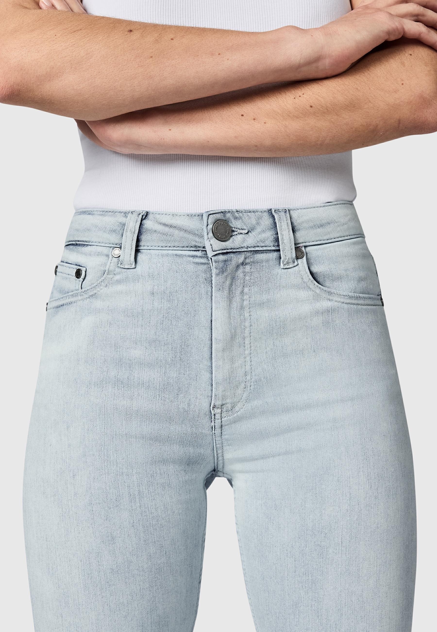 PEAK TIME Straight-Jeans »Galaxa« Gerade Damen Jeans mit Logoprägung