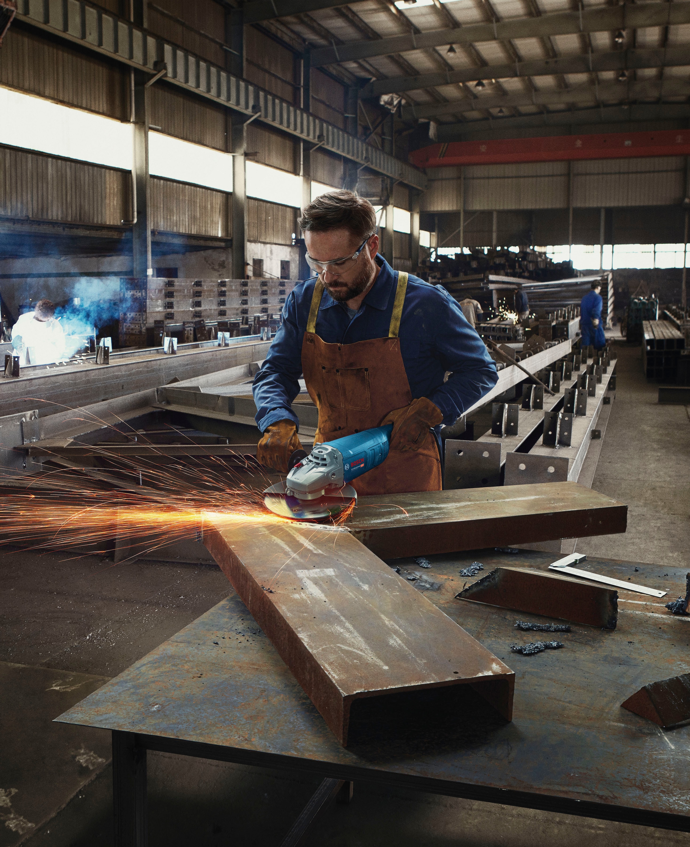 Bosch Professional Winkelschleifer »GWS 22-230 J + DD«, mit Diamanttrennscheibe