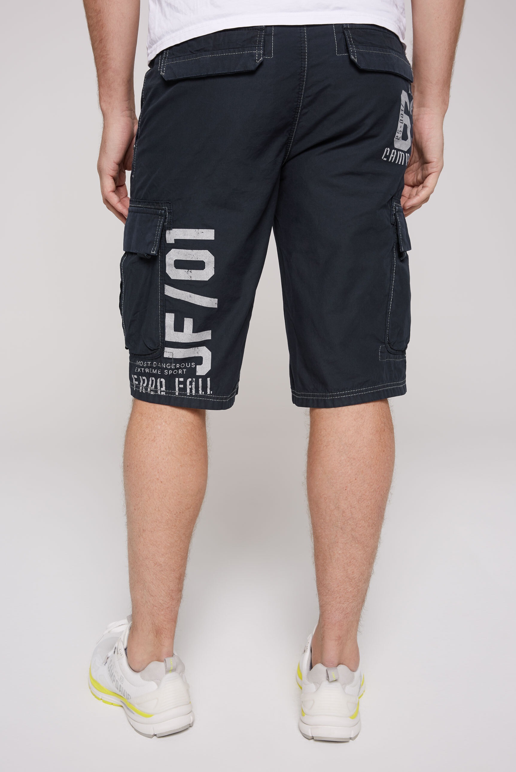 CAMP DAVID Bermudas, mit Gesäßtaschen