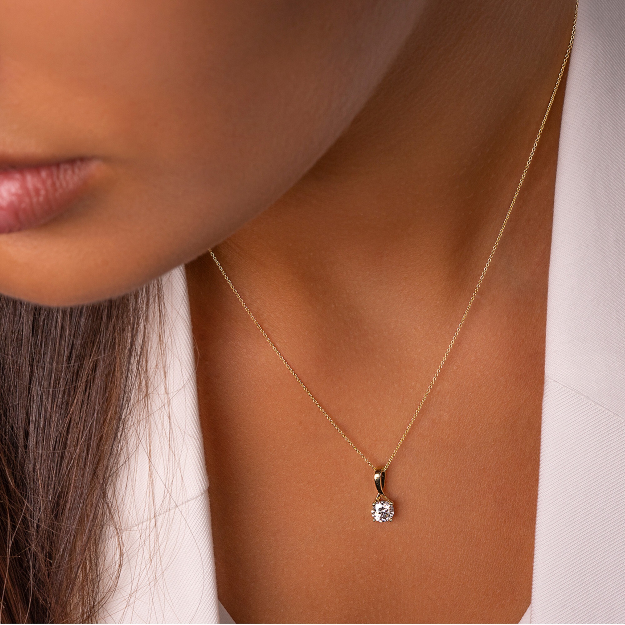 ONE ELEMENT Pendant Yellow Gold 333 Zirconia Gold 2