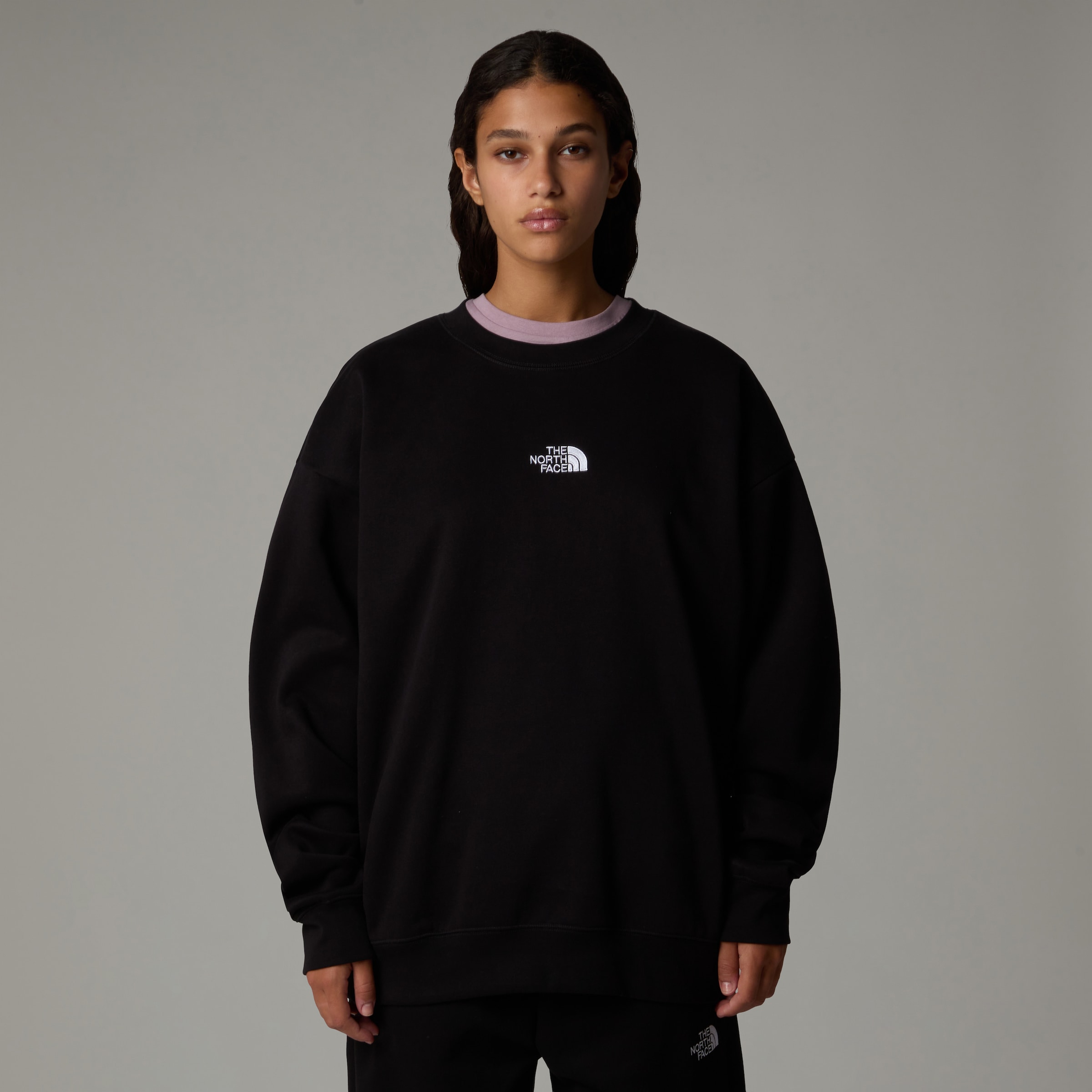 THE NORTH FACE Damen Sweatshirt "W ESSENTIAL OVERSIZE CREW", schwarz, Gr. S, Obermaterial: 68% Baumwolle, 32% Polyester, Sweatshirts, sportlicher