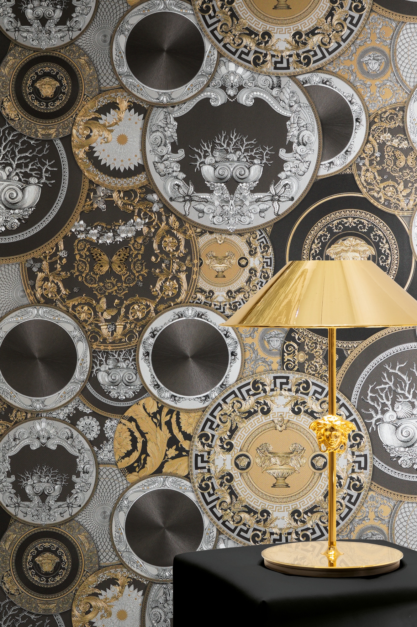 Versace Vliestapete "Versace 6 Art De La Table –" 3D-Optik Barock Motiv geprägt Elegantes Ornamentdesign mit Metallic-Glanz & feiner Prägung