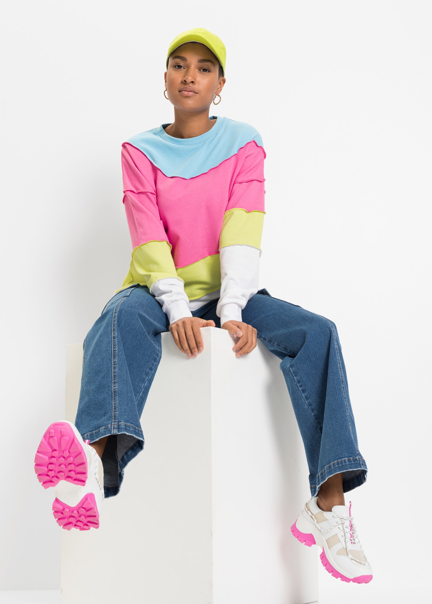 bonprix Sweatshirt , Oversize-Passform, Langarm, aus Baumwolle und Polyester
