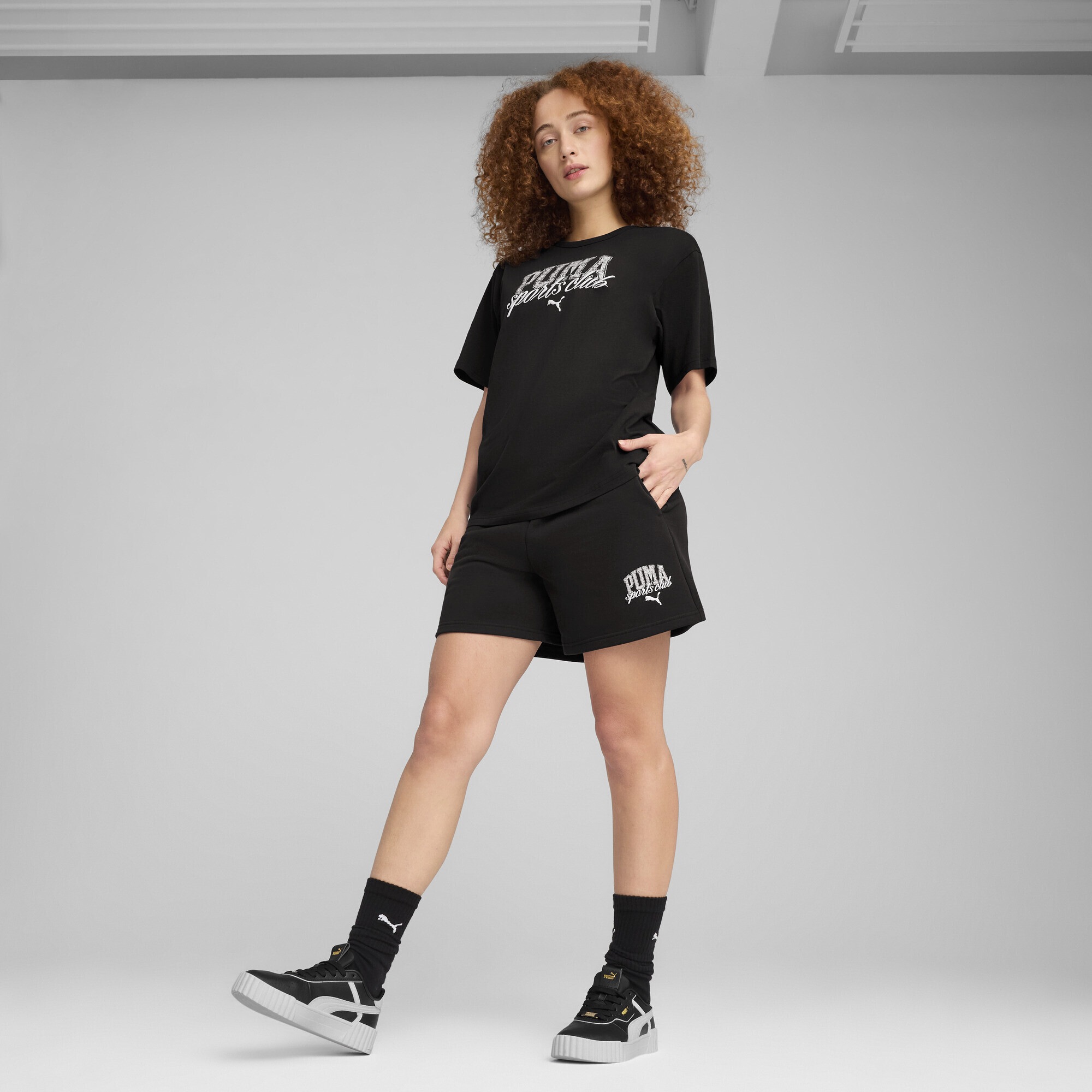 PUMA T-Shirt »PUMA CLASS Kurzes Relaxed Fit T-Shirt Damen«