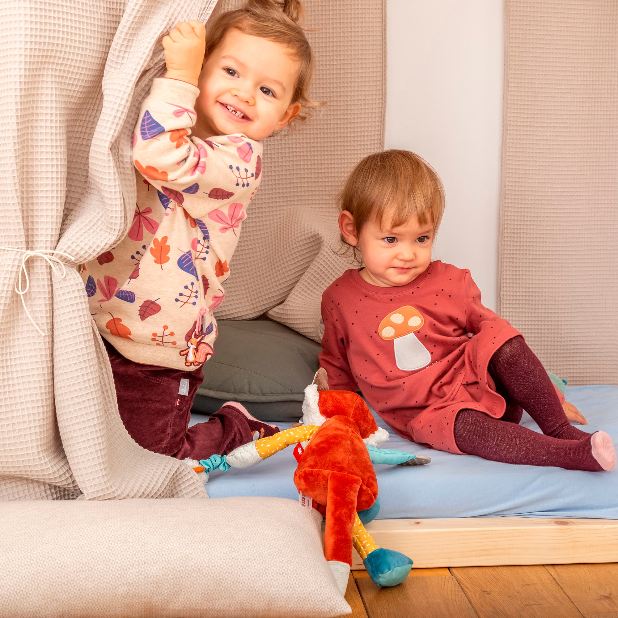 Sigikid Greifspielzeug »PlayQ, Yellow, Aktiv-Fuchs«