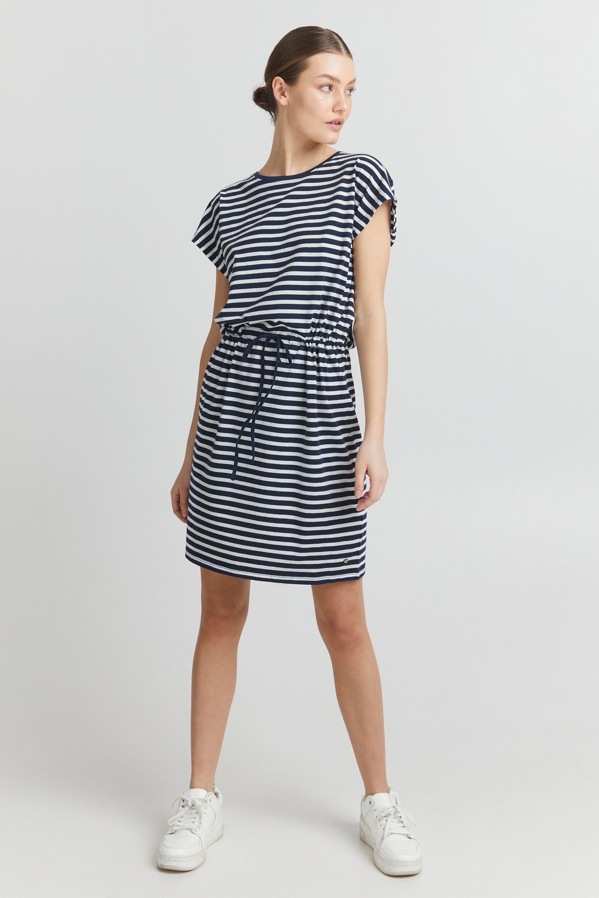 OXMO Sweatkleid »Sweatkleid OXStilla«