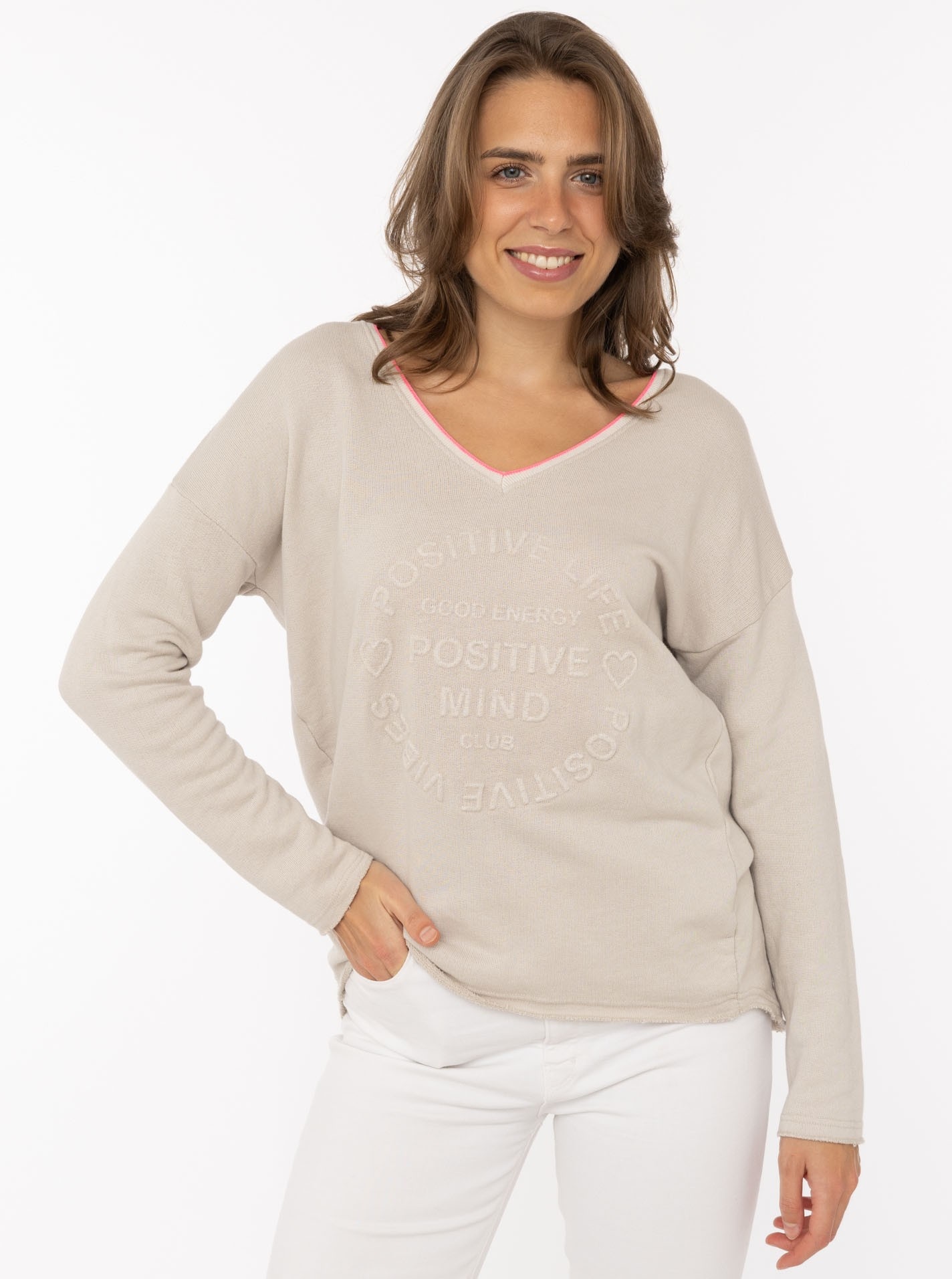 Zwillingsherz "„Positive Mind Neon Kante”", mit Kontrastnaht, V-Neck, washed out Optik, langarm