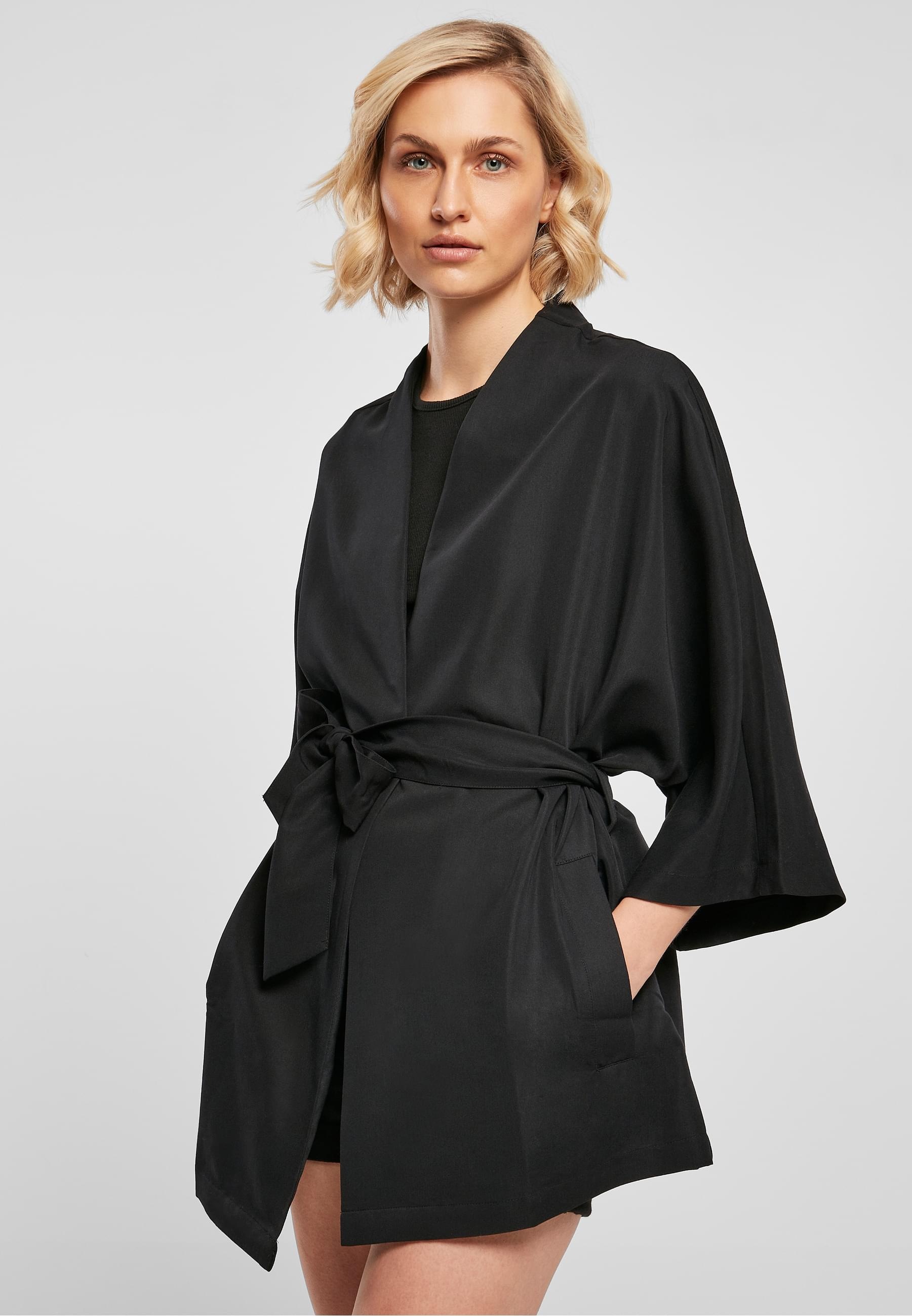 URBAN CLASSICS Allwetterjacke »Urban Classics Damen Ladies Viscose Twill Kimono Coat«, (1 St.), ohne Kapuze