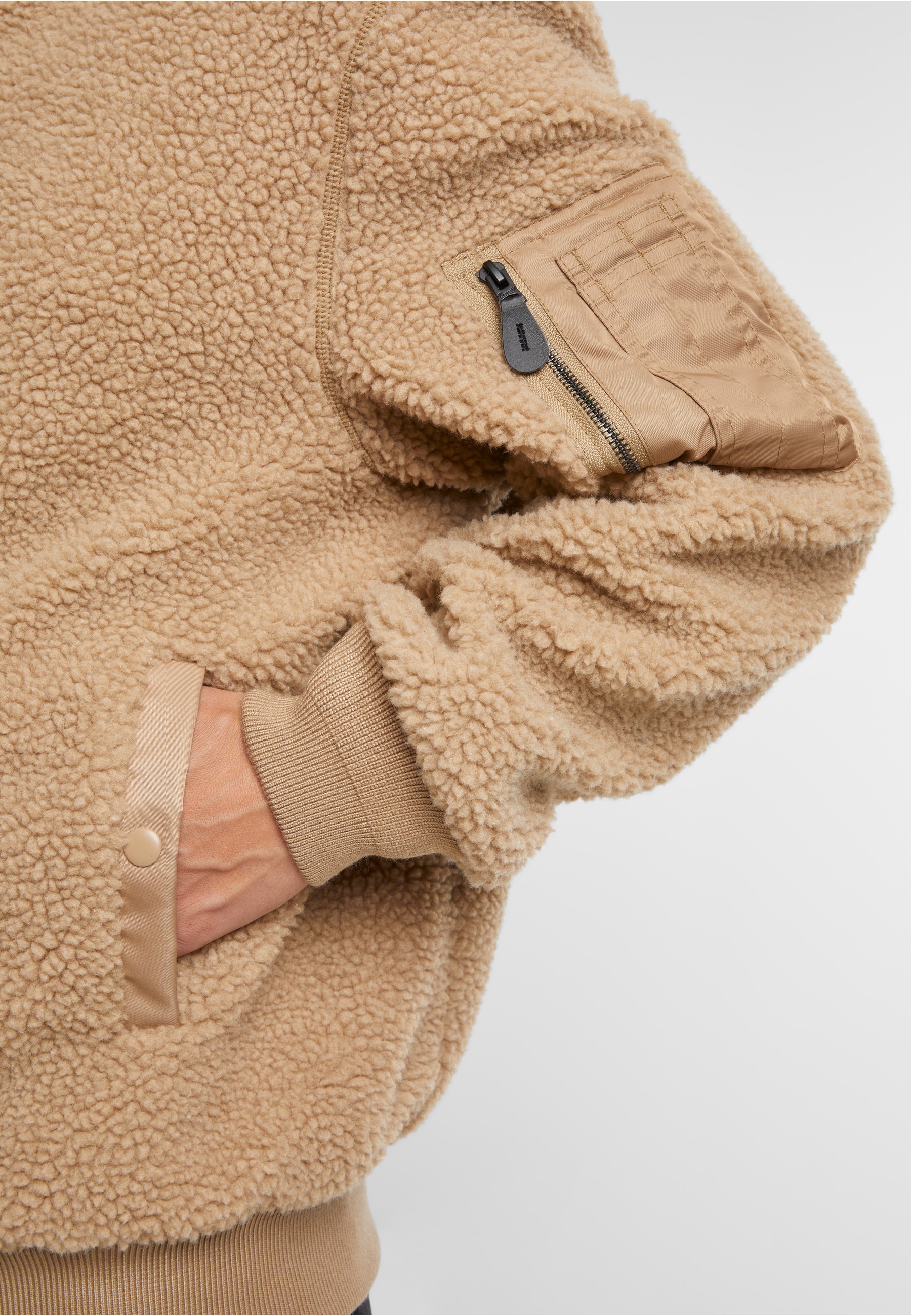 Brandit Allwetterjacke »Brandit MA1 Sherpa Jacket« 1 Stk. tlg. ohne Kapuze