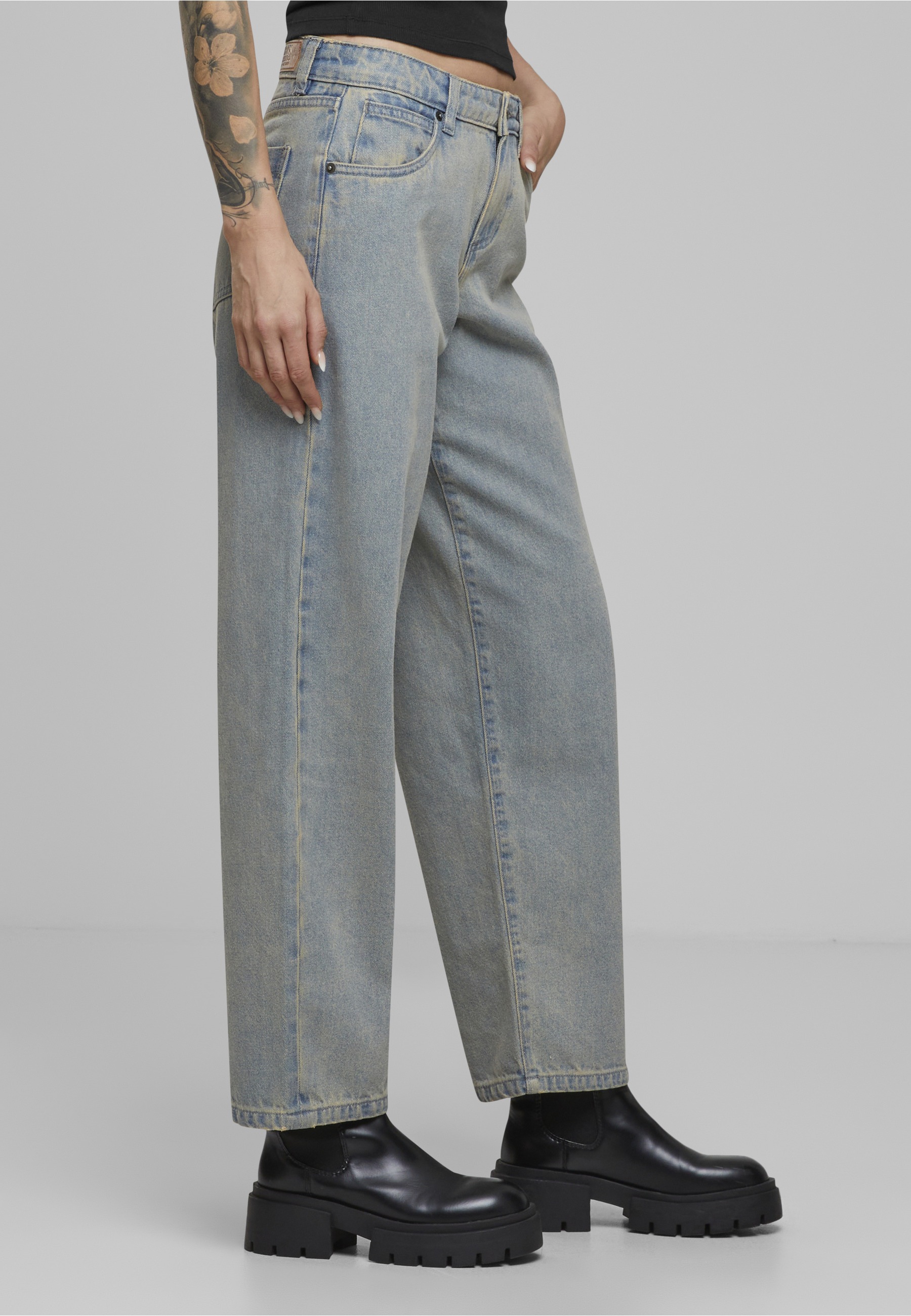 URBAN CLASSICS Bequeme Jeans »Urban Classics Ladies Mid Waist 90´s Jeans«