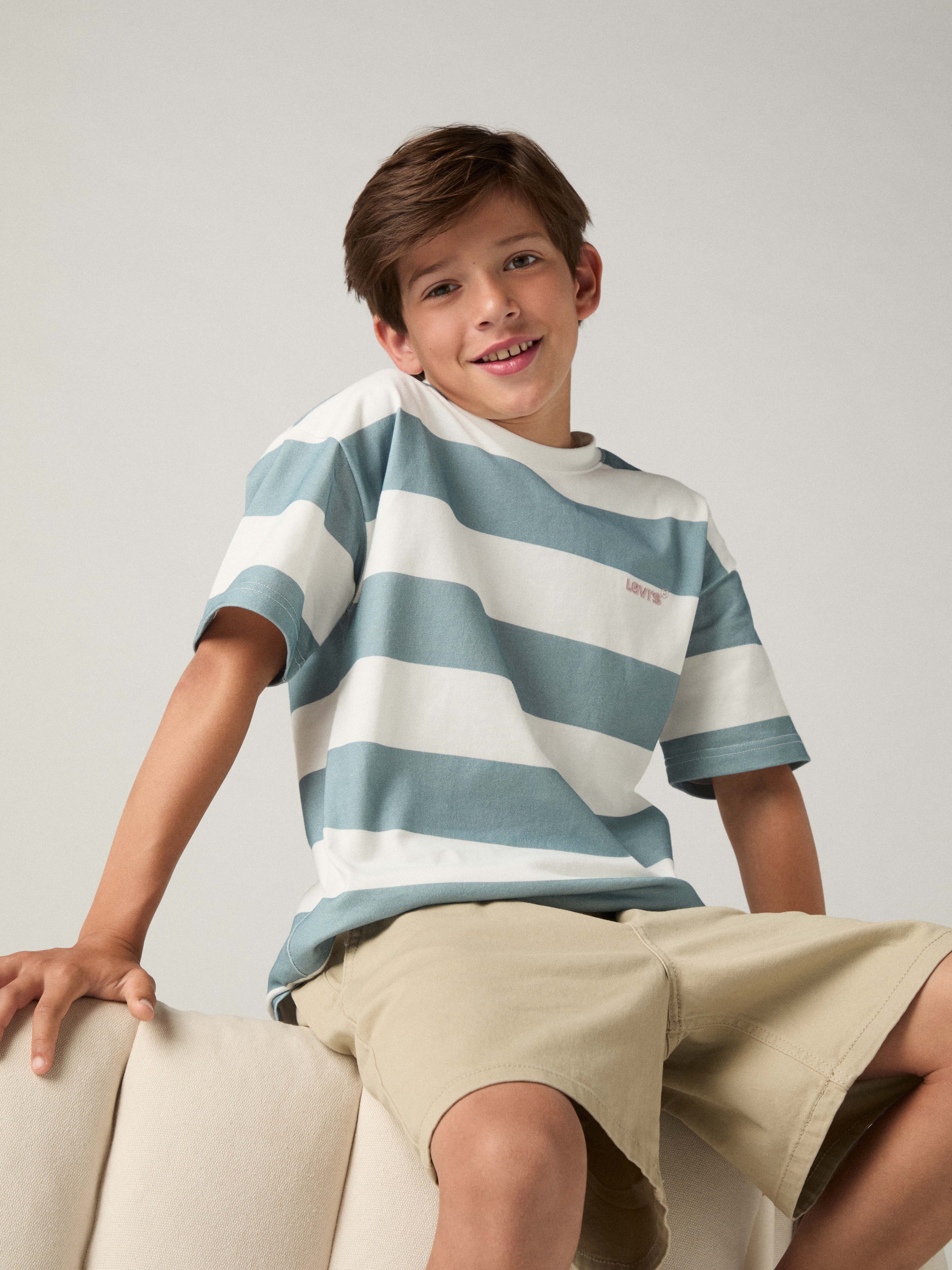 Thumbnail - Levis Kids T-Shirt "LVB BIG STRIPE TEE" for Boys, gestreift