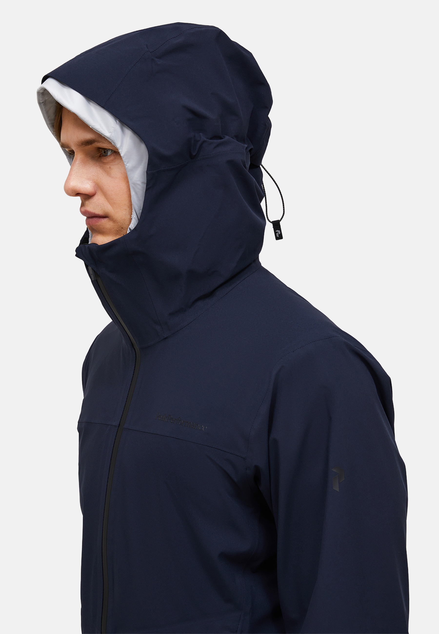 Peak Performance Regenjacke »M Commuter Hipe 3l Shell Jacket« wasserdicht