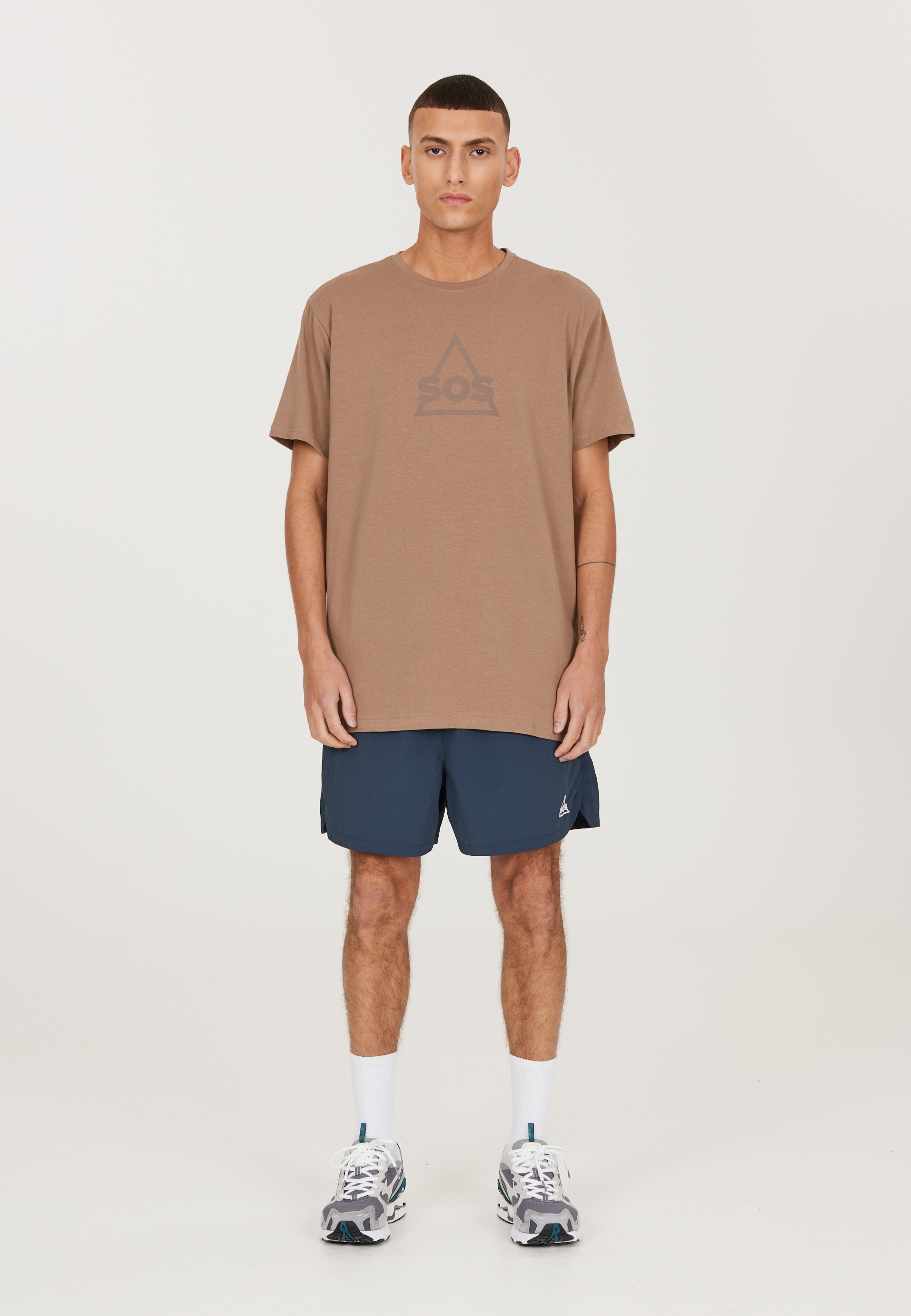 SOS Shorts »Whitsunday«, in sportlichem Design