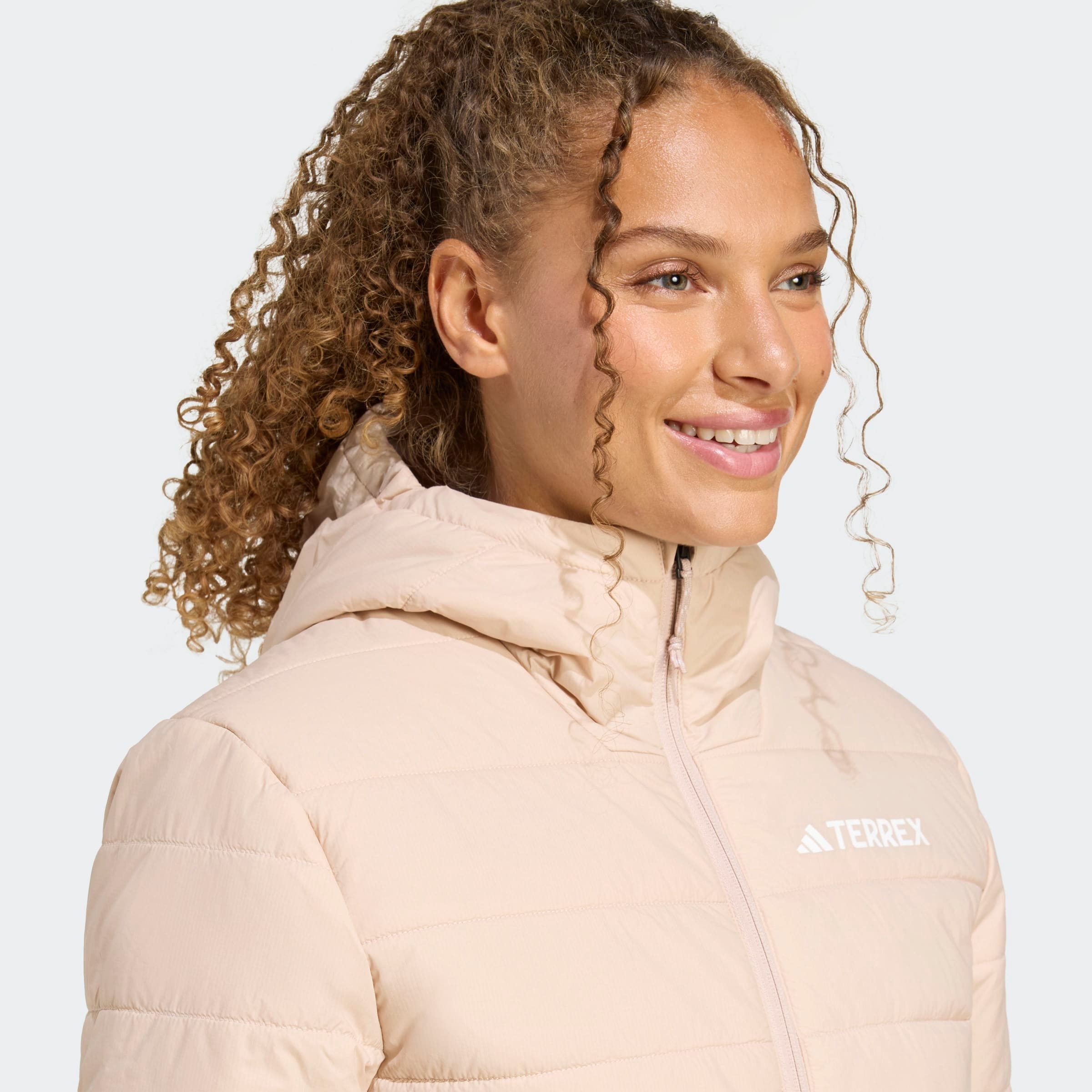 adidas TERREX Outdoorjacke »W MT ESS P HO J« mit Kapuze wärmend durch Climawarm Technologie, mit Kapuze