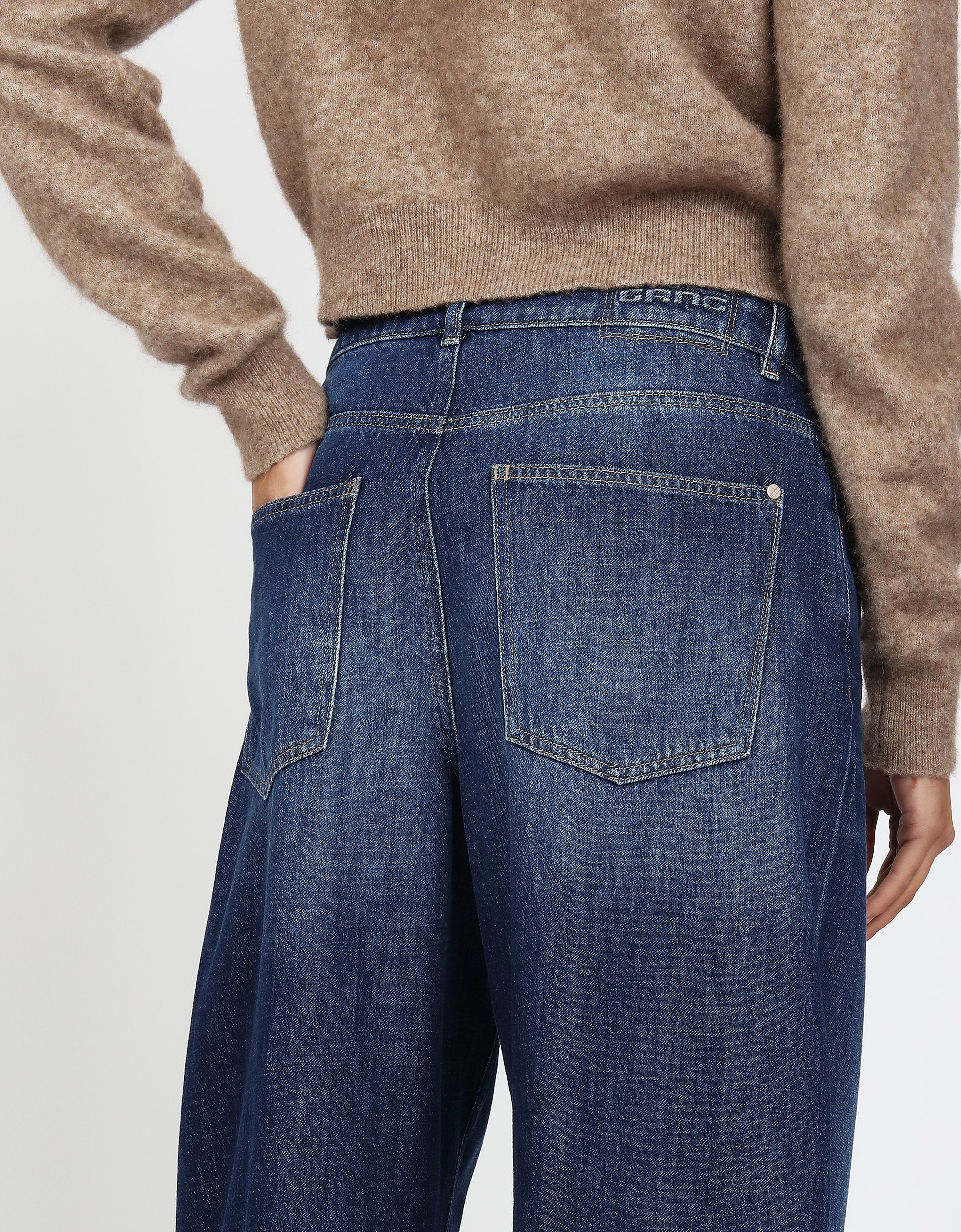 GANG 5-Pocket-Jeans »94SARINA« mit Abnähern an Knie und Saum