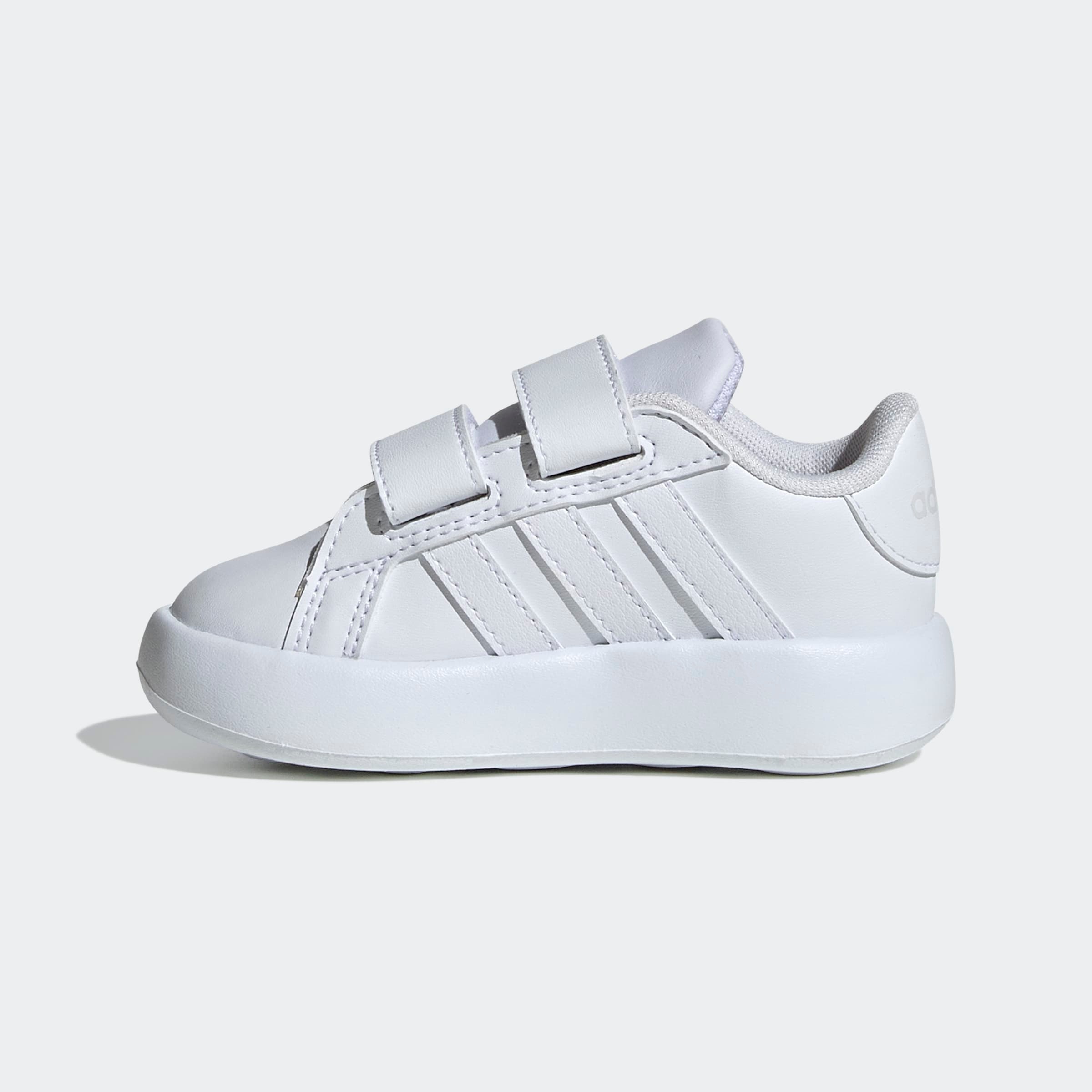 adidas Sportswear Klettschuh »GRAND COURT 2.0 KIDS«, Design auf den Spuren des adidas Superstar, für Kinder