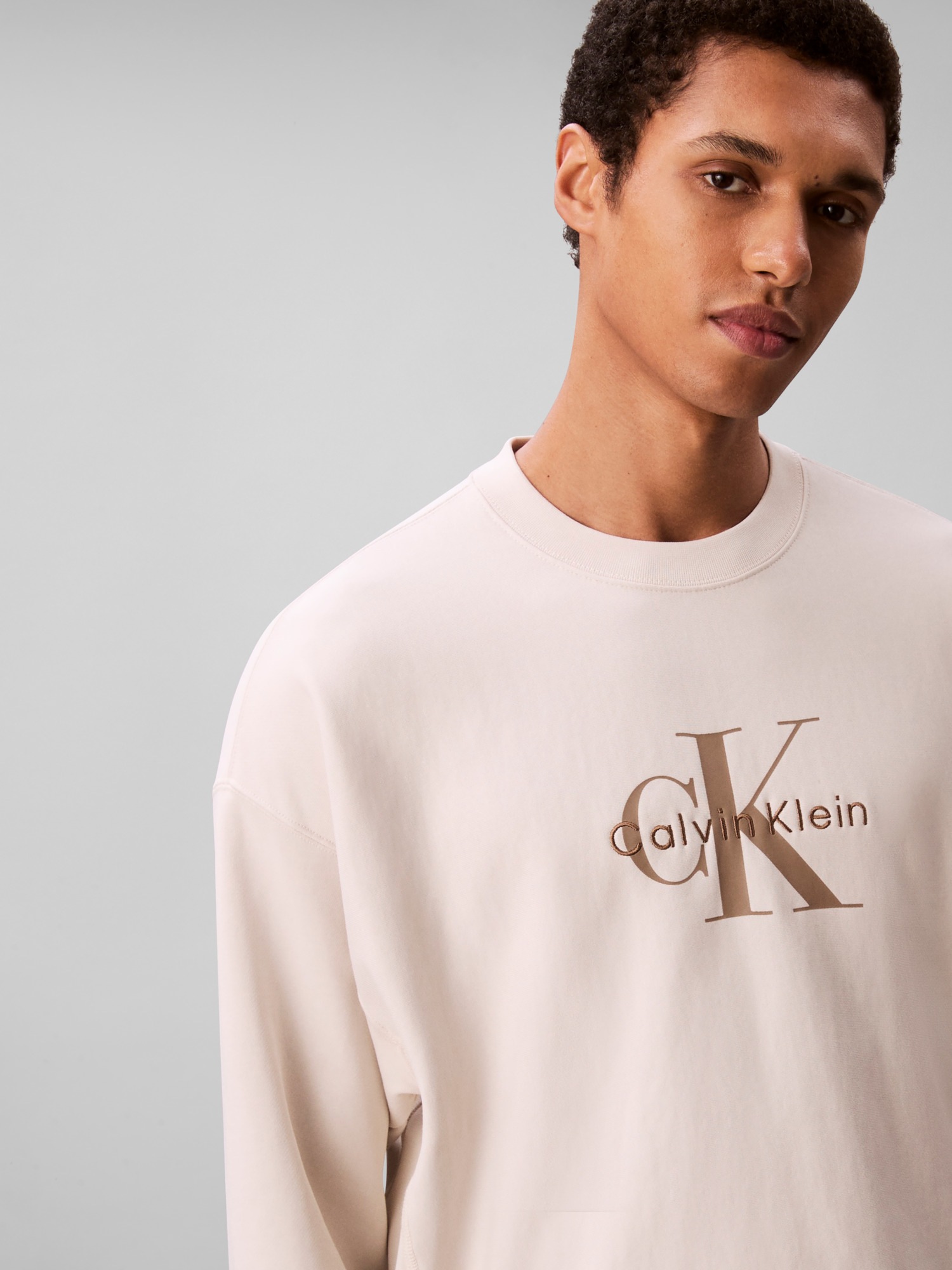 Thumbnail - Calvin Klein Jeans Sweatshirt "LS EU 350TERRY MONOLOGO CN SWTSH" Rundhalsausschnitt, regular fit