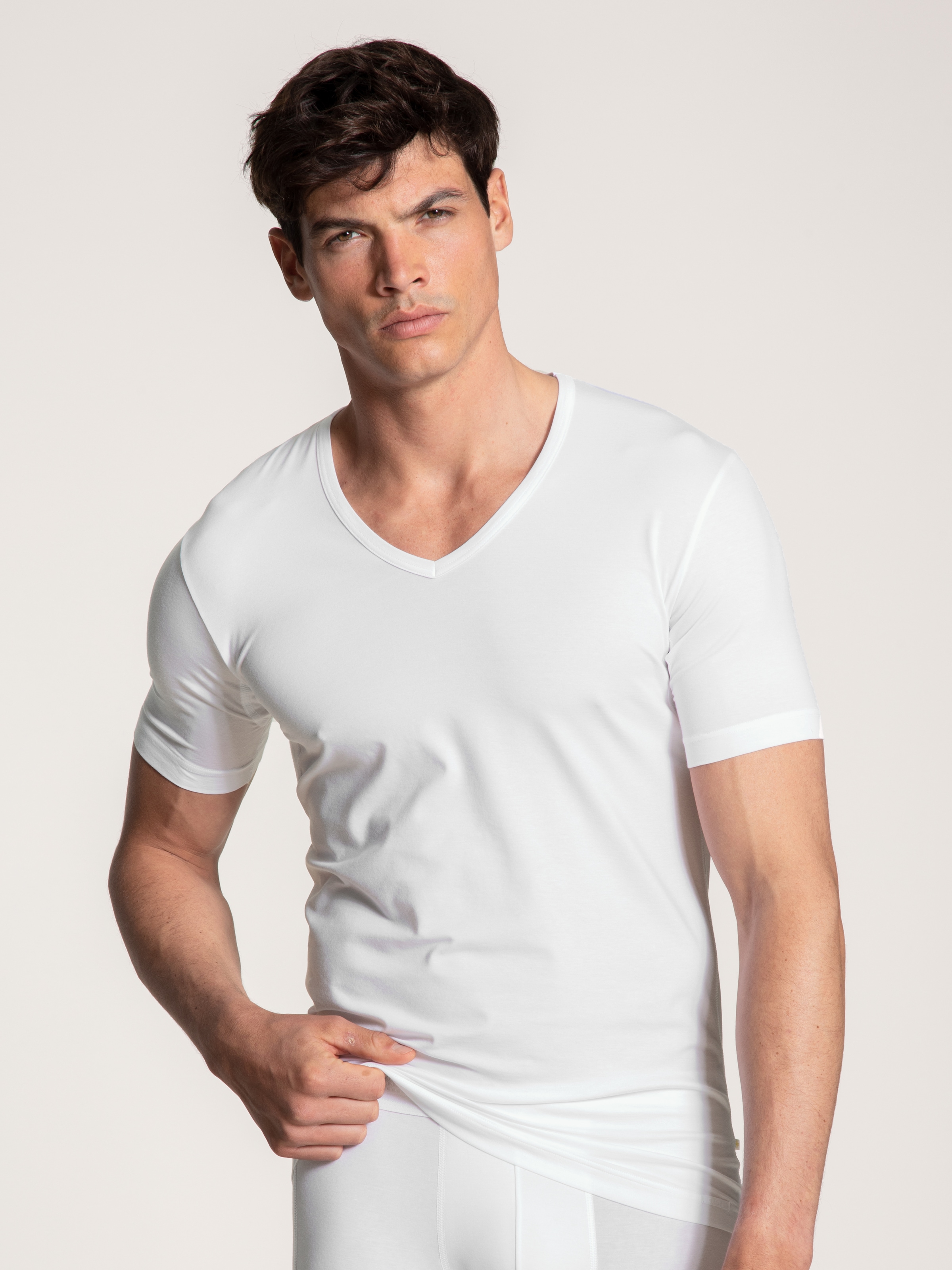 CALIDA V-Shirt "Focus", V-Ausschnitt, Single Jersey Qualität, schnelltrockn günstig online kaufen