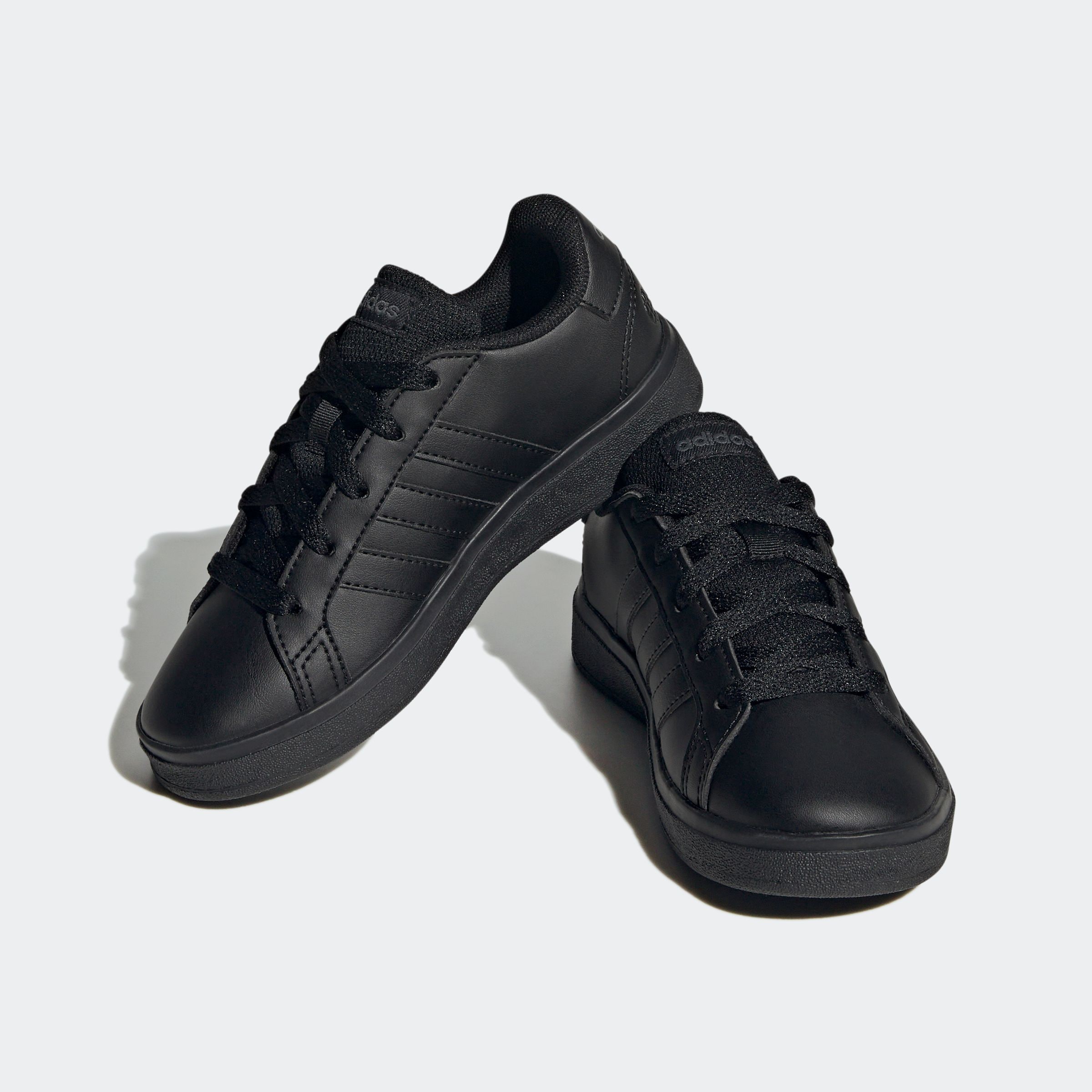 adidas Sportswear Sneaker "GRAND COURT LIFESTYLE TENNIS LACE-UP" Design auf den Spuren des adidas Superstar, für Kinder & Jugendliche